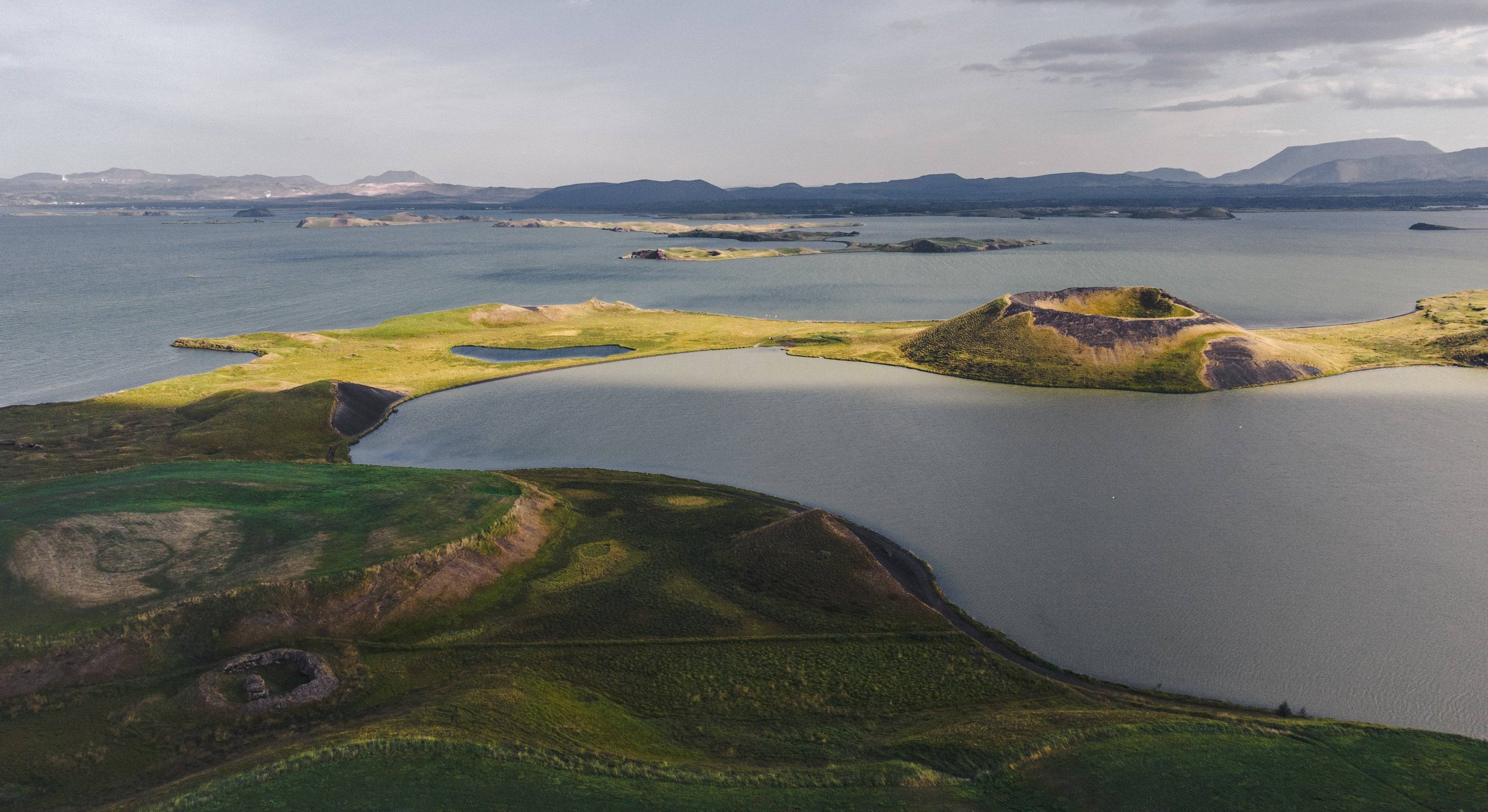 Lo splendido lago Mývatn