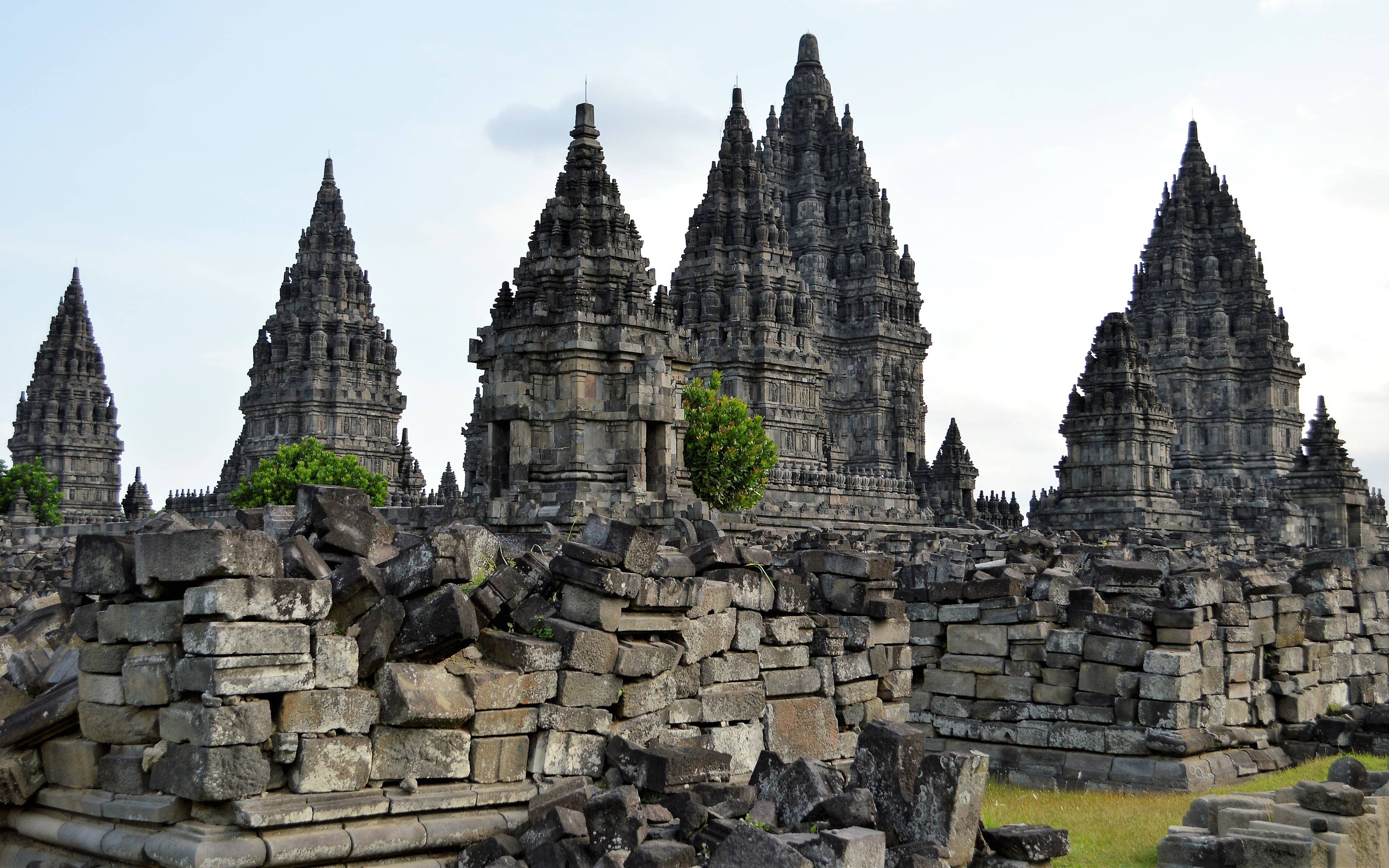Yogyakarta: i gioielli cittadini e il tempio di Prambanan