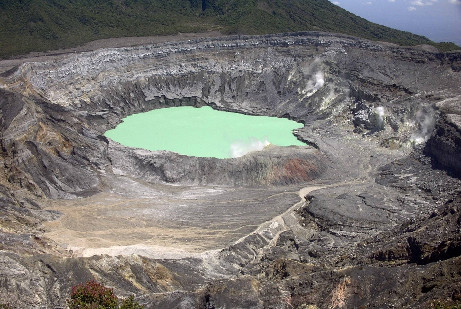 Am zweitgrößtem Vulkankrater der Welt