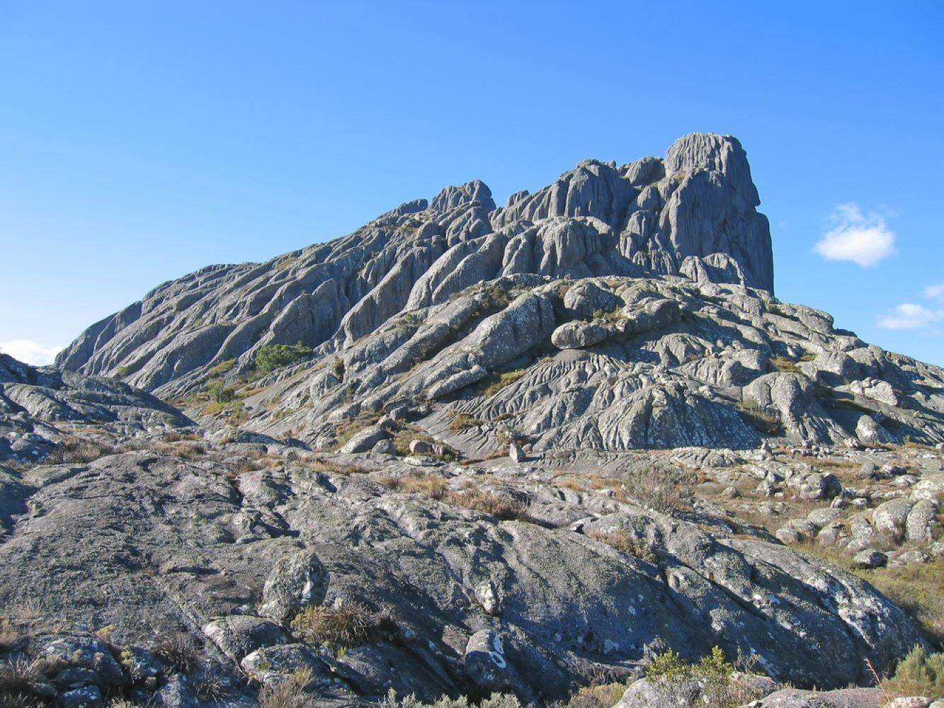 Tsaranoro Randonnée dans un décor de granite