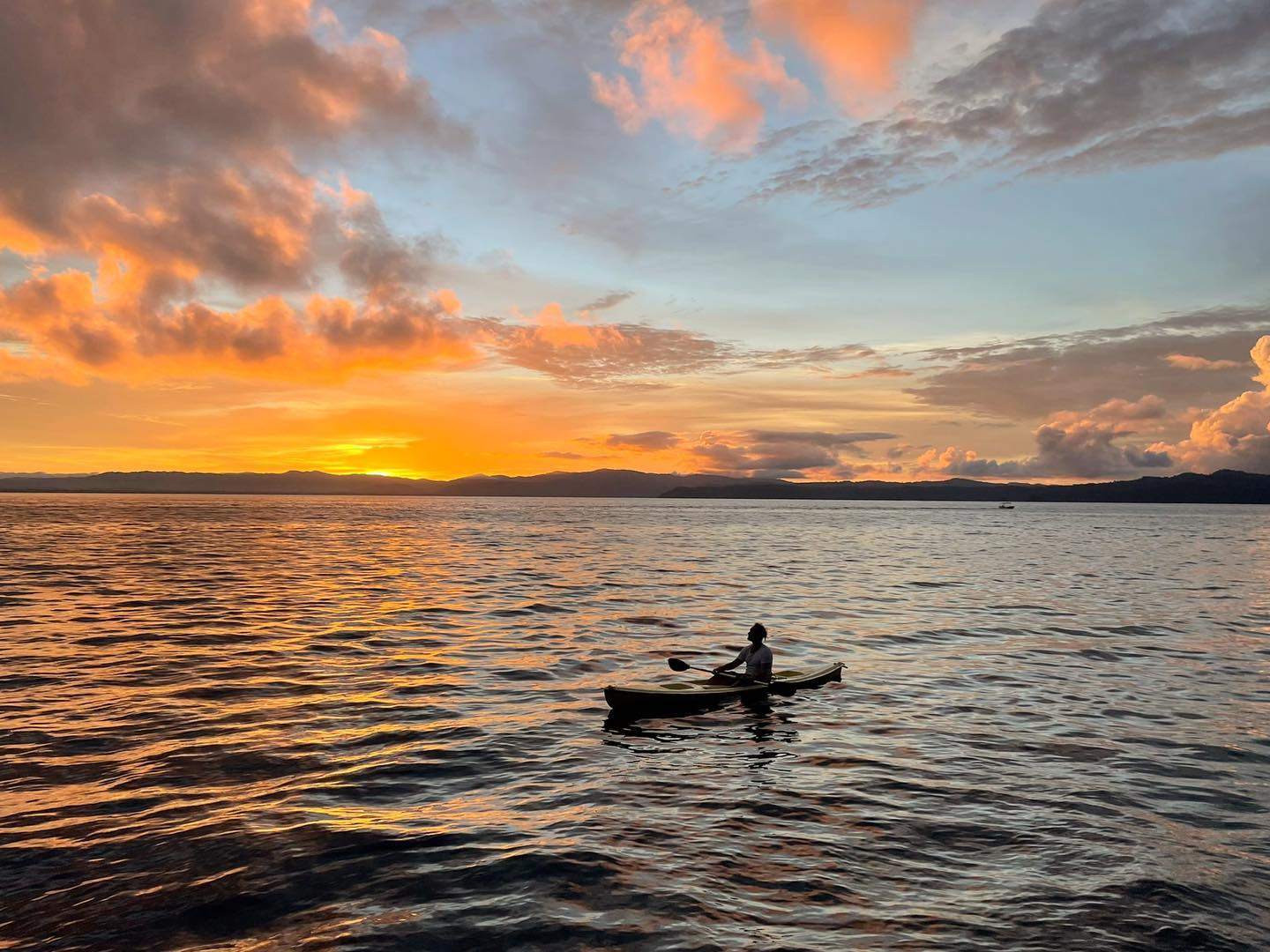 Tour in kayak al tramonto e bioluminescenza