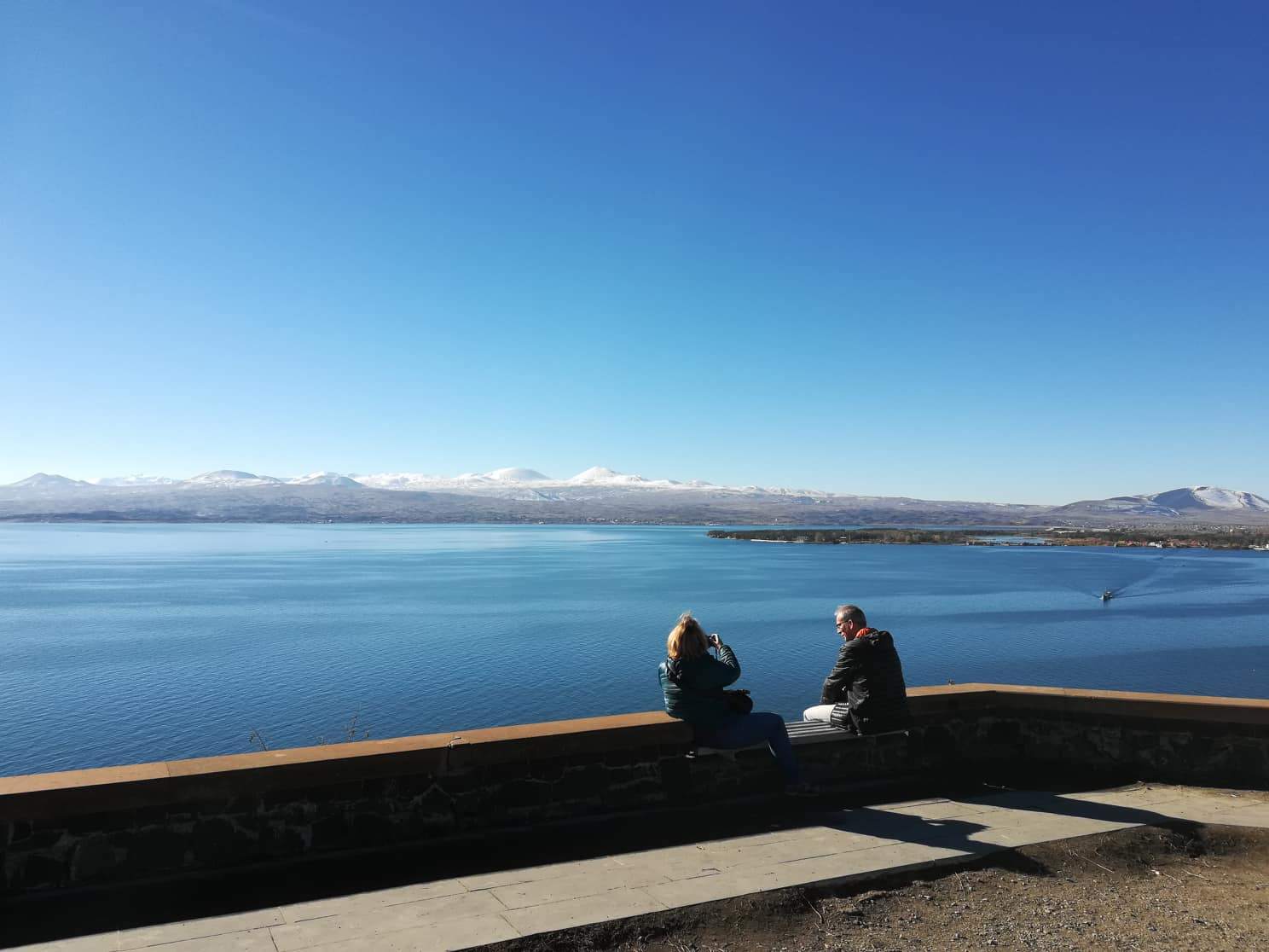 Presqu'île offrant une vue spectaculaire sur le lac Sevan !