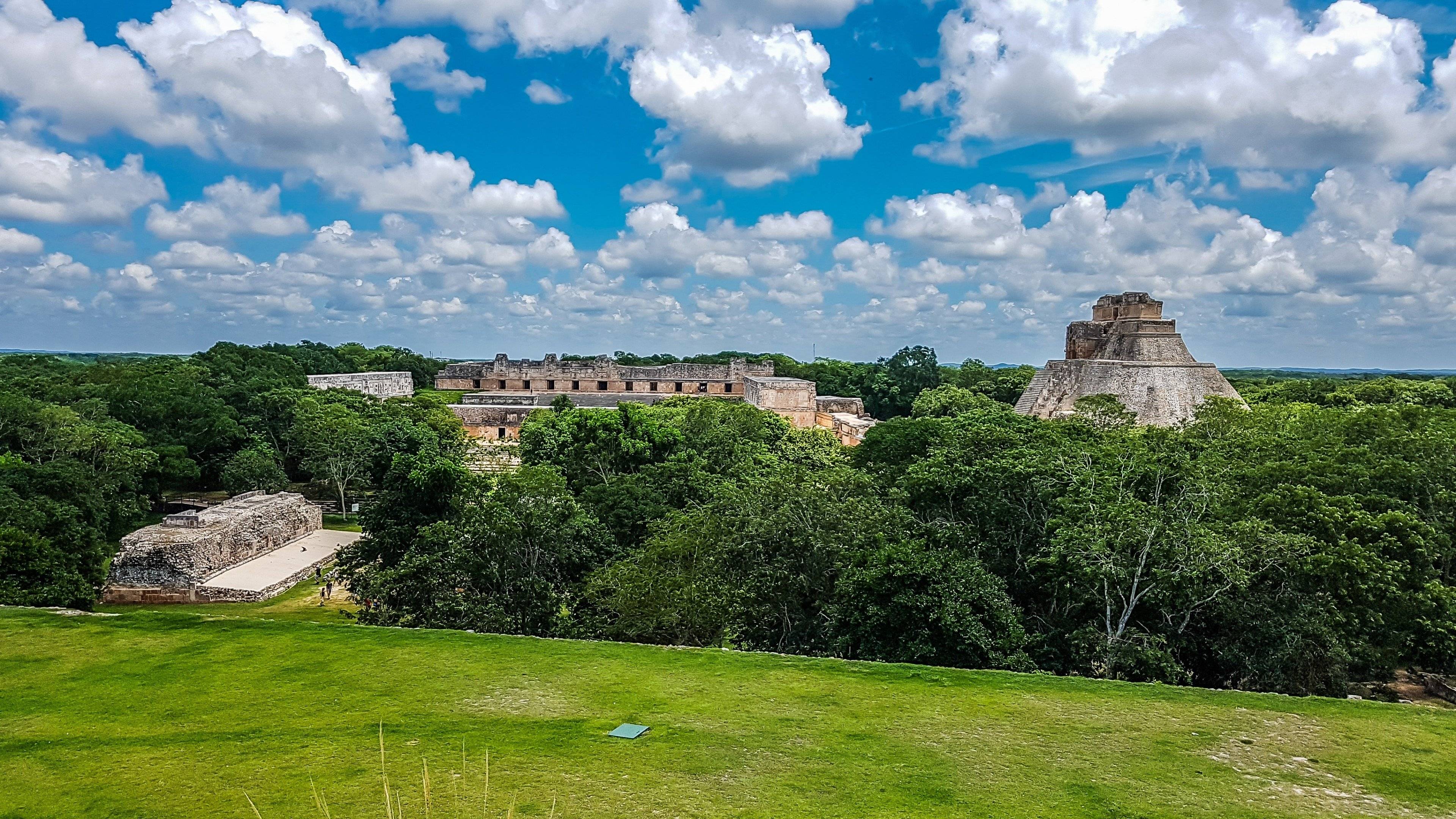 Visite du site de Uxmal, rivale de Chichén Itzá, et de la ville de Campeche