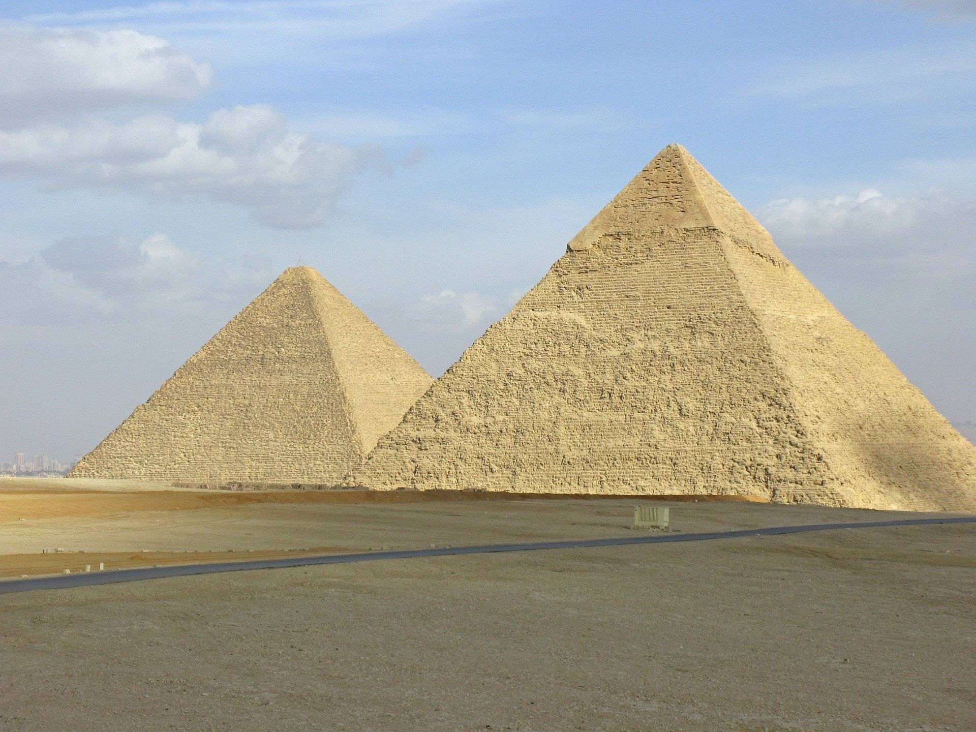 Le maestose piramidi e il Museo del Cairo