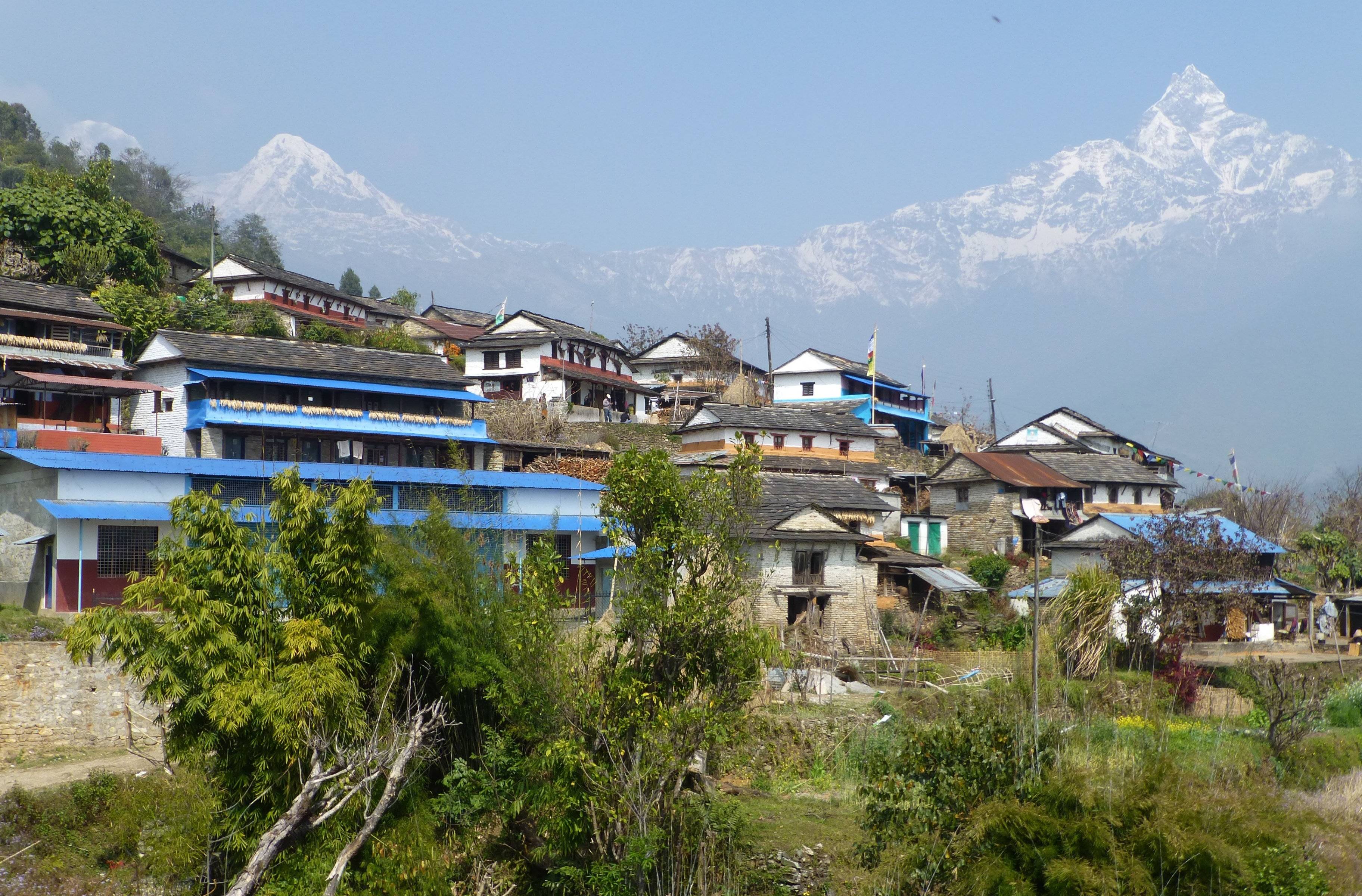 Pokhara – Khoramukh – Luwang (1460 m)