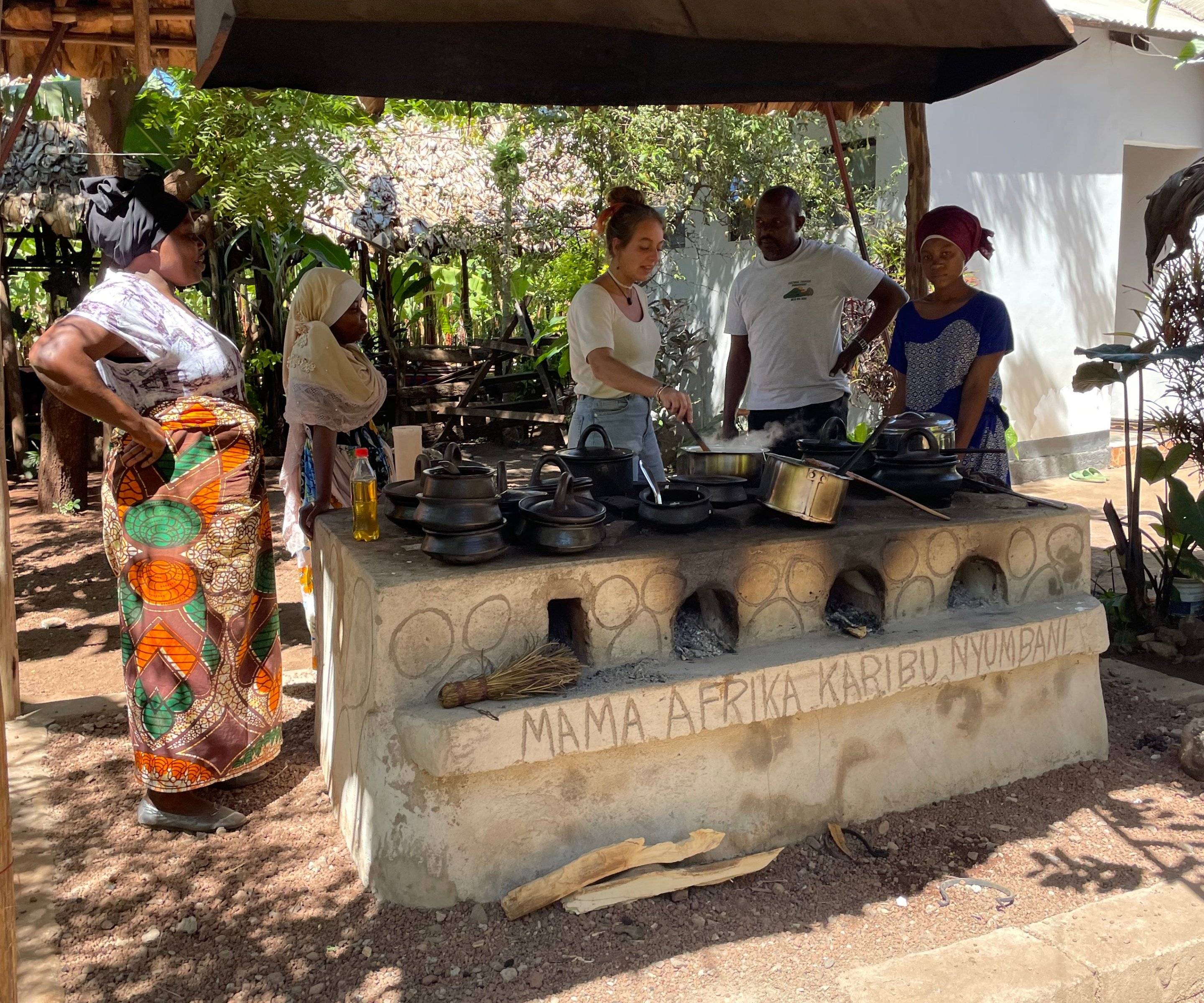 Zu Besuch im typisch tansanischen Dorf Mto wa Mbu