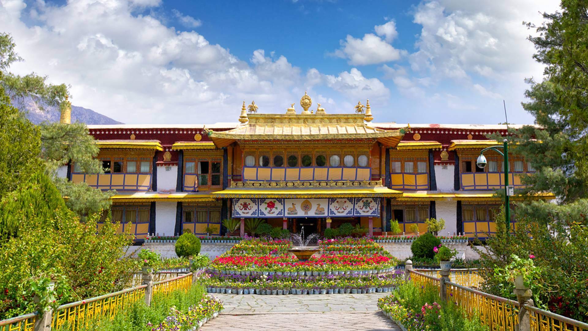 Spirituele en academische centra van Tibet