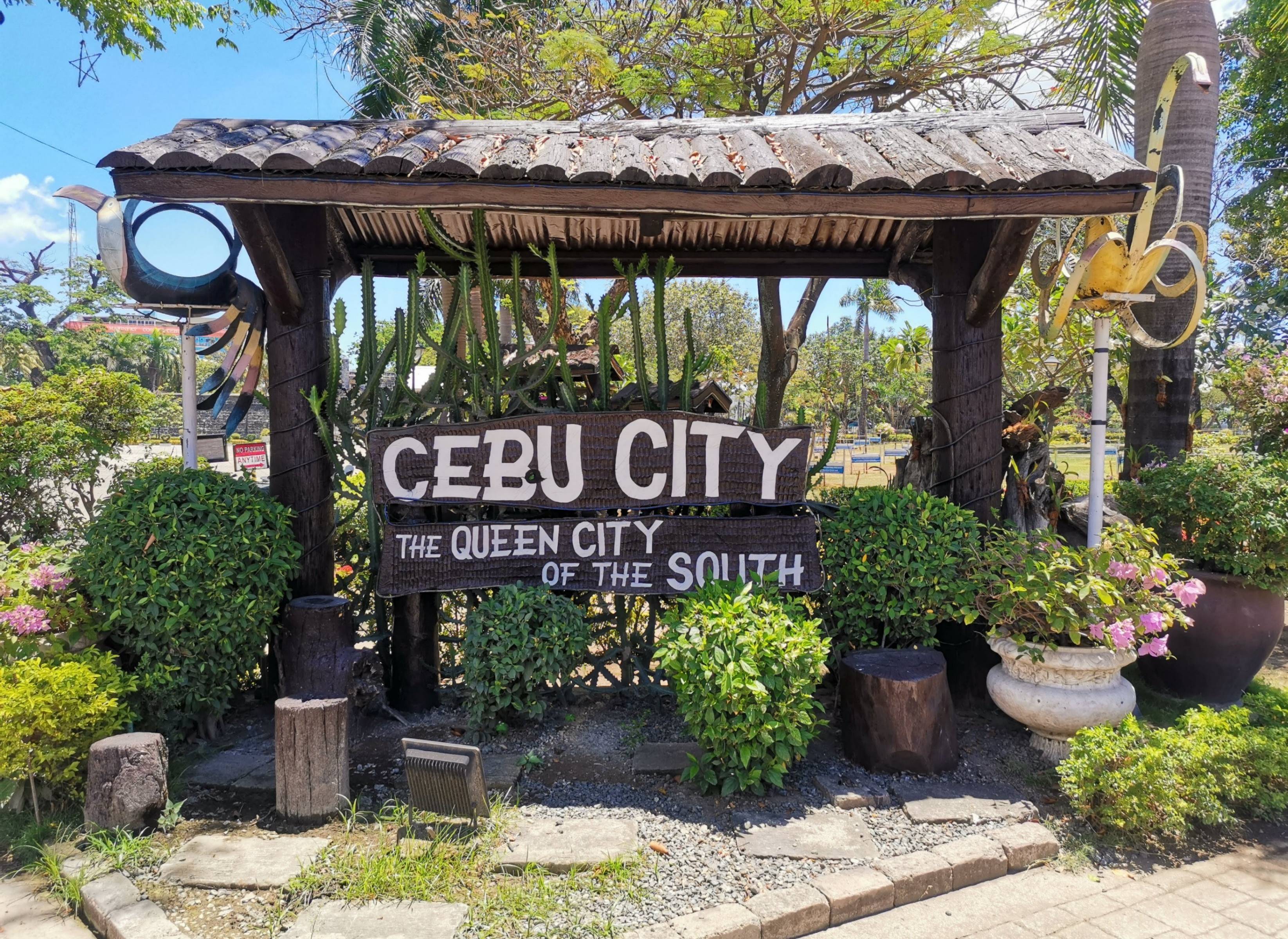 Visite du centre de Cebu et transfert à Camotes