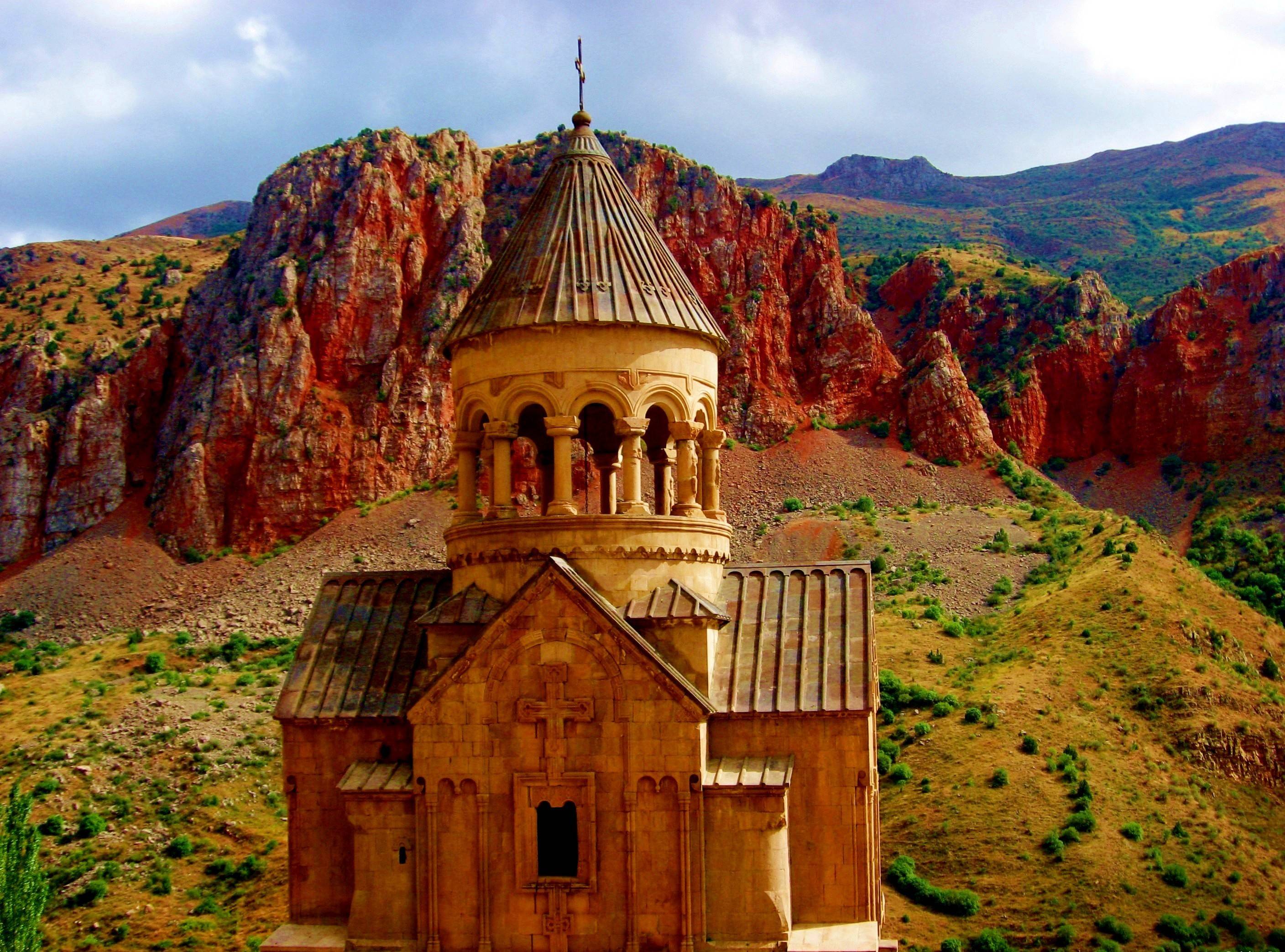 Klosterbesichtigungen und Weinverkostung auf der Ararat-Ebene