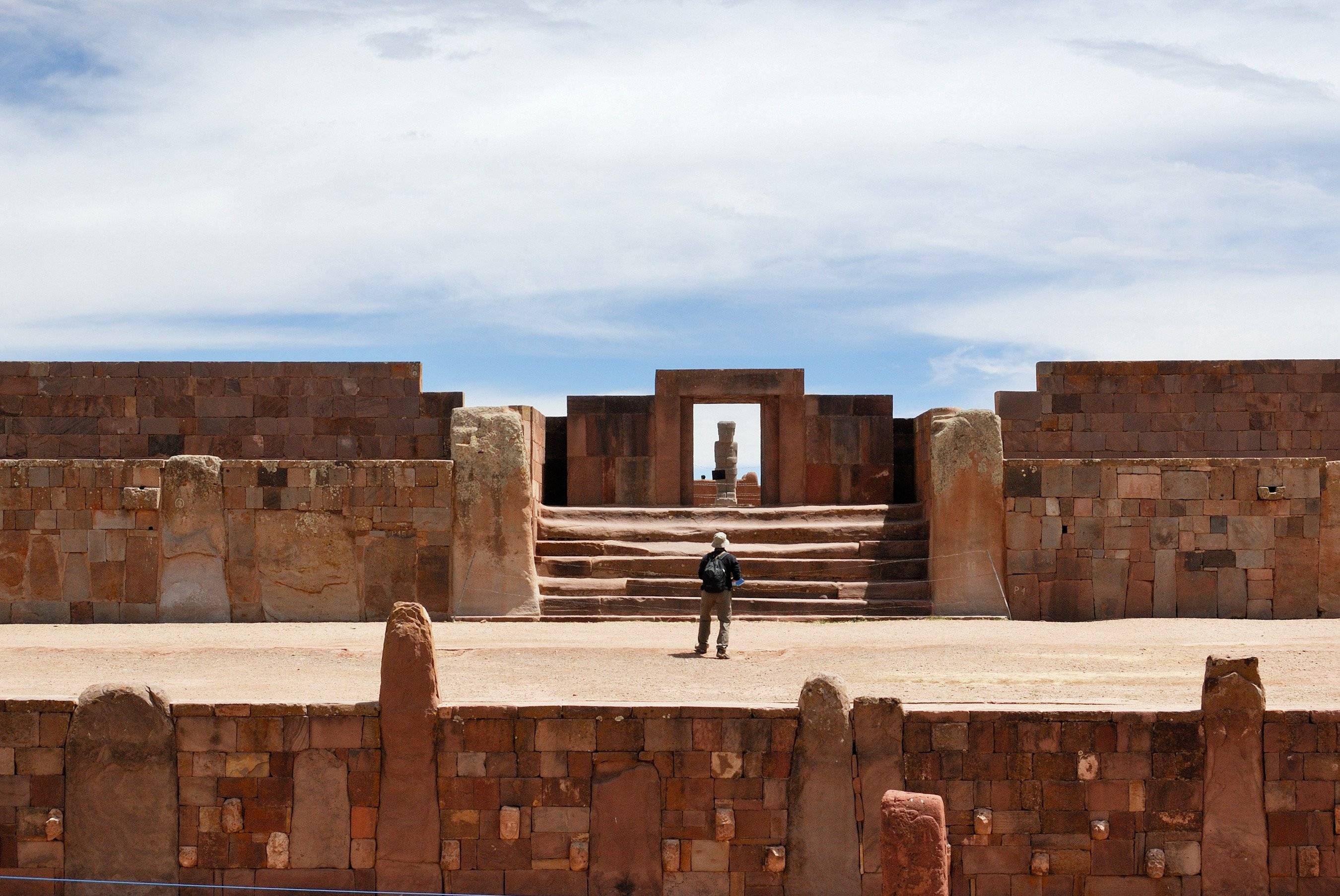 Découverte des vestiges précolombiens de Tiwanaku
