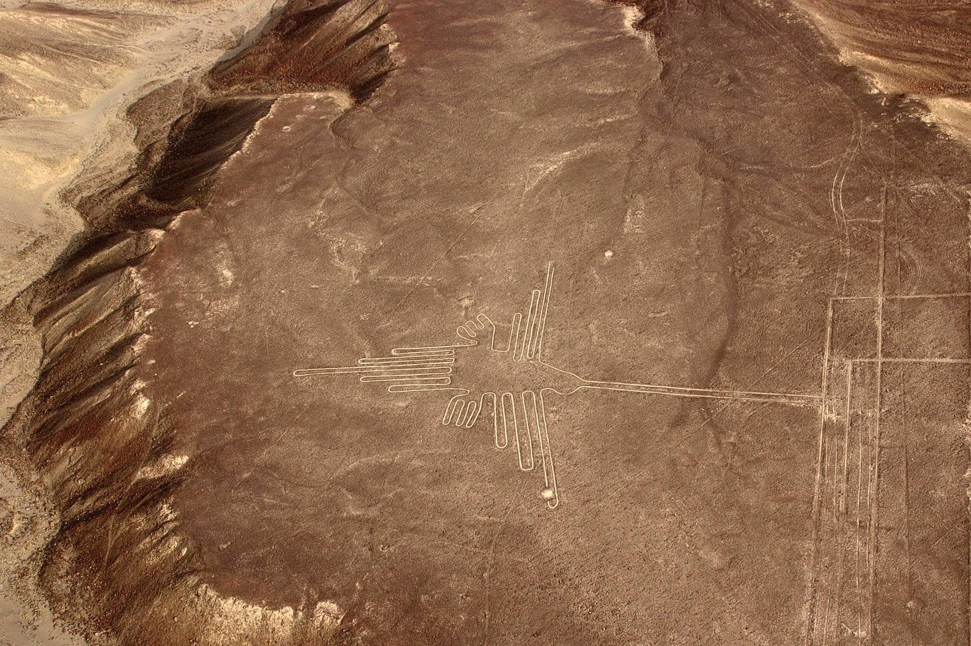 Die berühmten Nazca-Linien aus der Luft