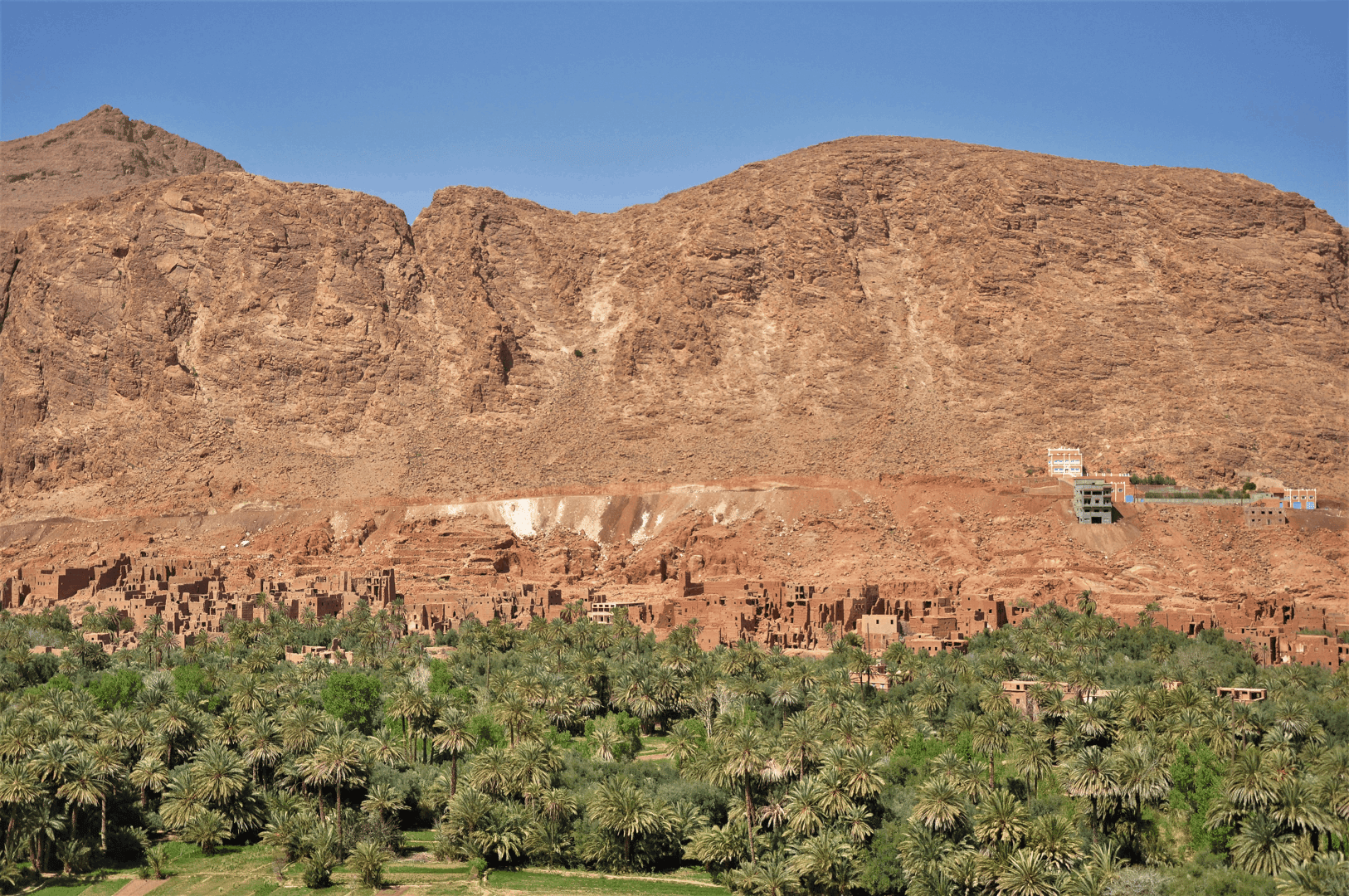 Desierto del Sáhara (Erg Chebbi) – Gargantas del Dadès