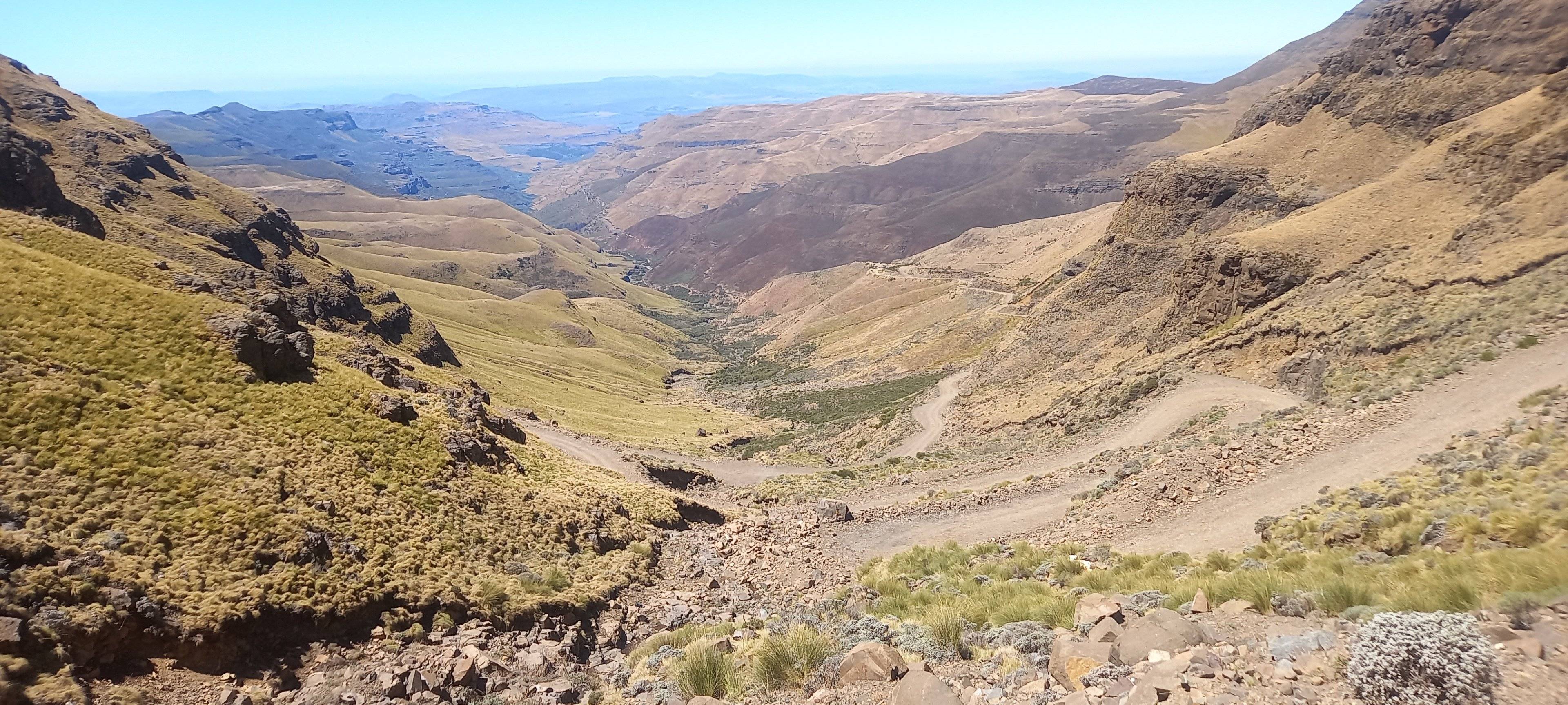 Travesía en 4x4 a Sudáfrica descendiendo el Sani Pass
