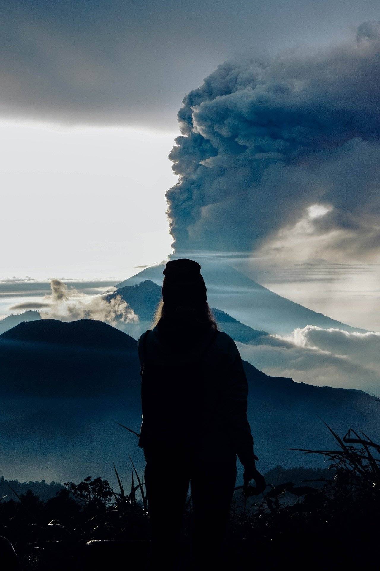 Salita al vulcano Batur e relax nelle sorgenti termali