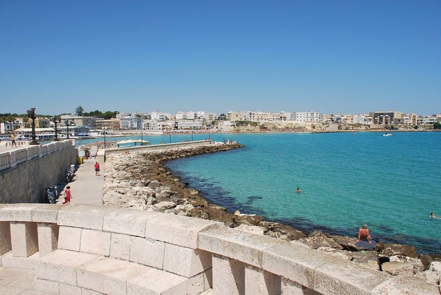 Vistas de la costa adriática y Lecce