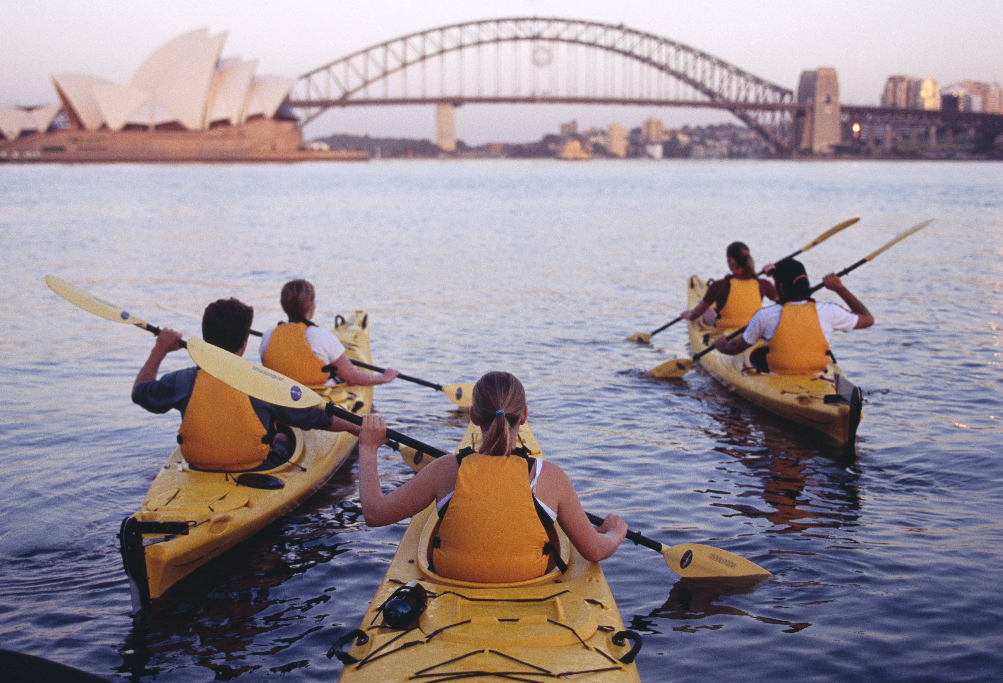 Sortie kayak au lever du soleil dans la baie de Sydney