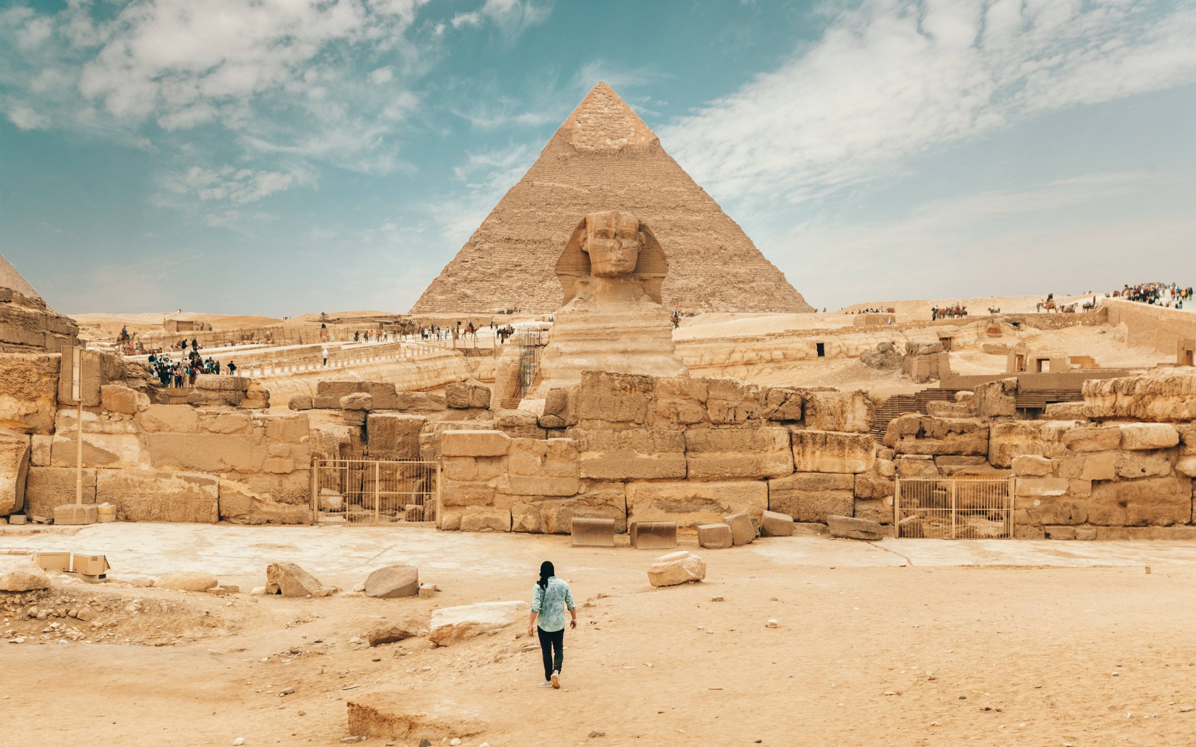 Las pirámides de Giza y Sakkara