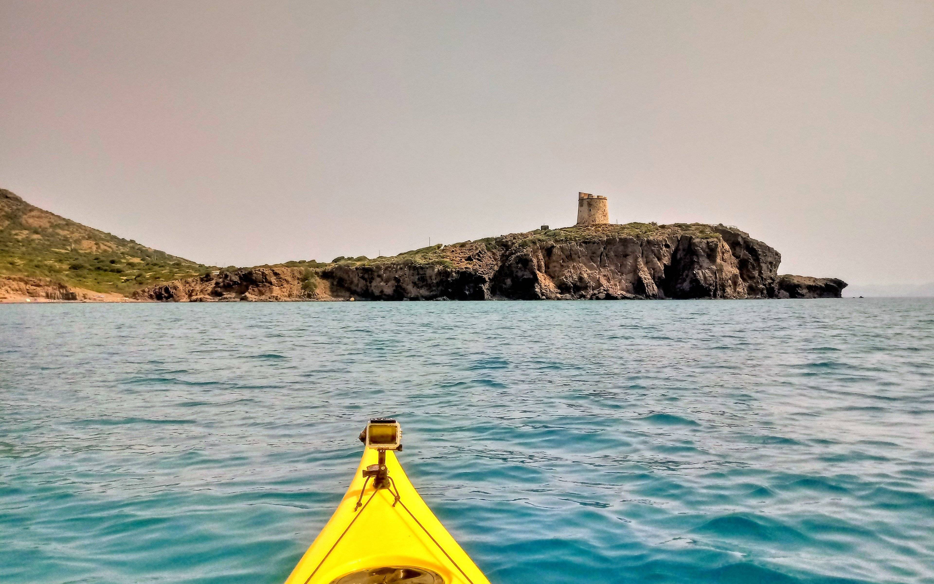 Kayakfahren an der Küste von Sant’Antioco