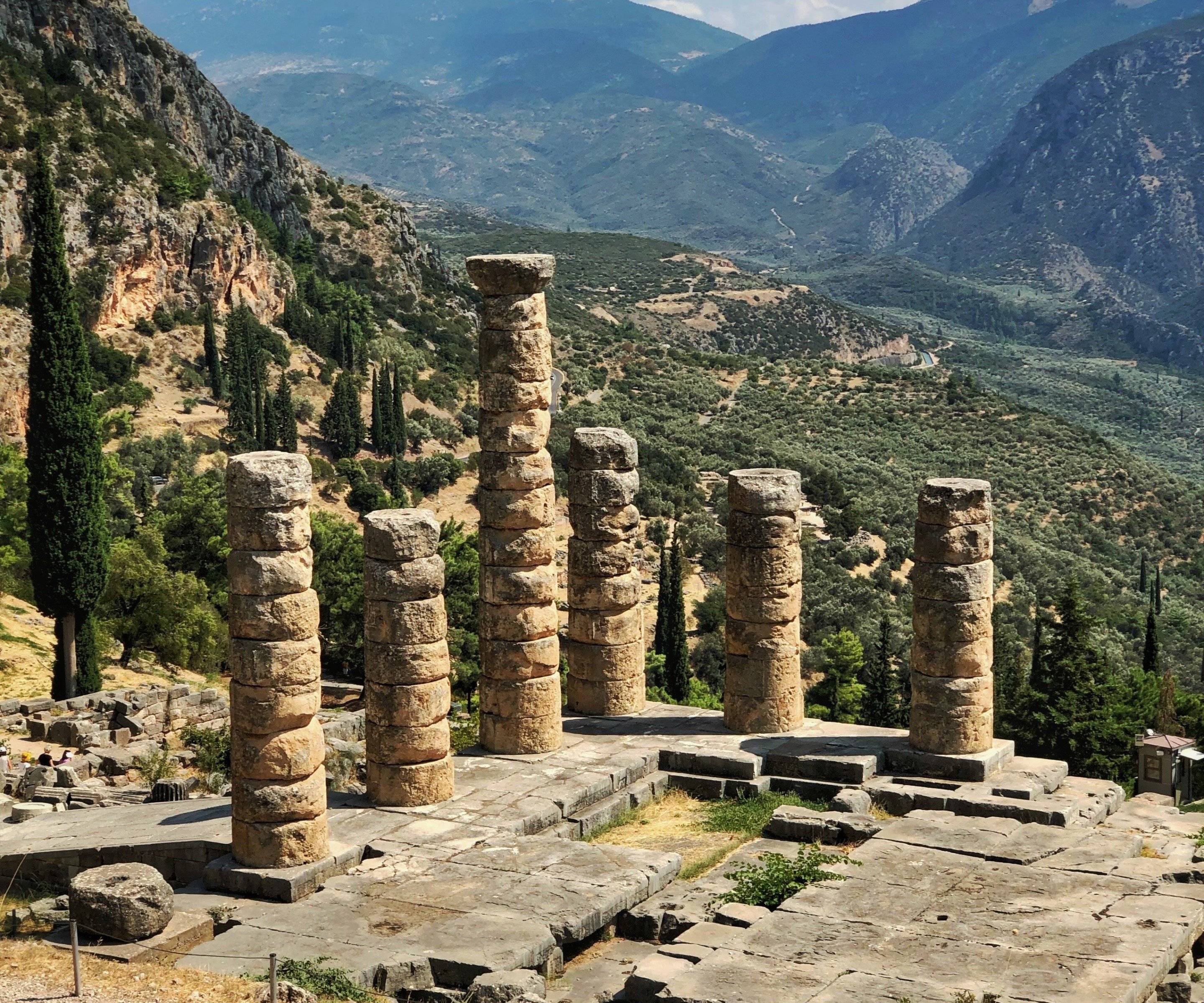 Willkommen in Delphi, dem Zentrum der antiken Welt