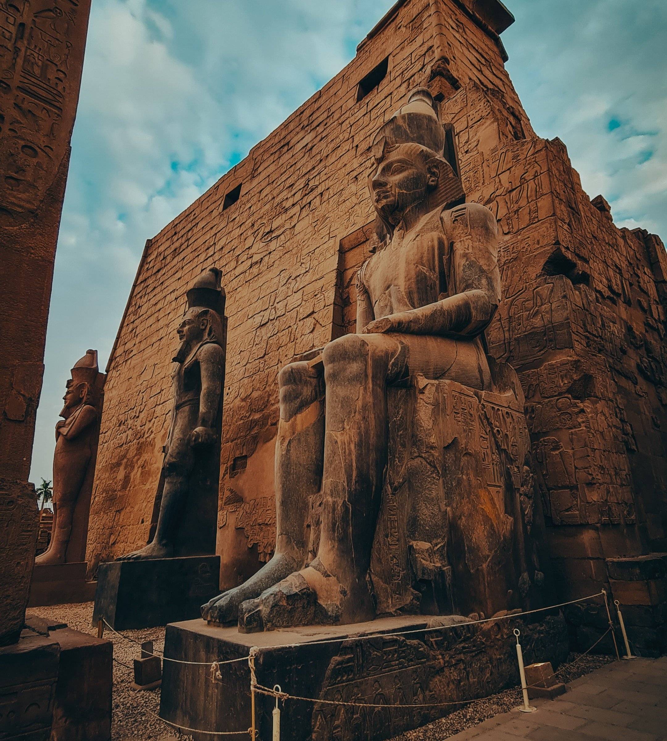 Los templos de Lúxor y crucero en el Nilo