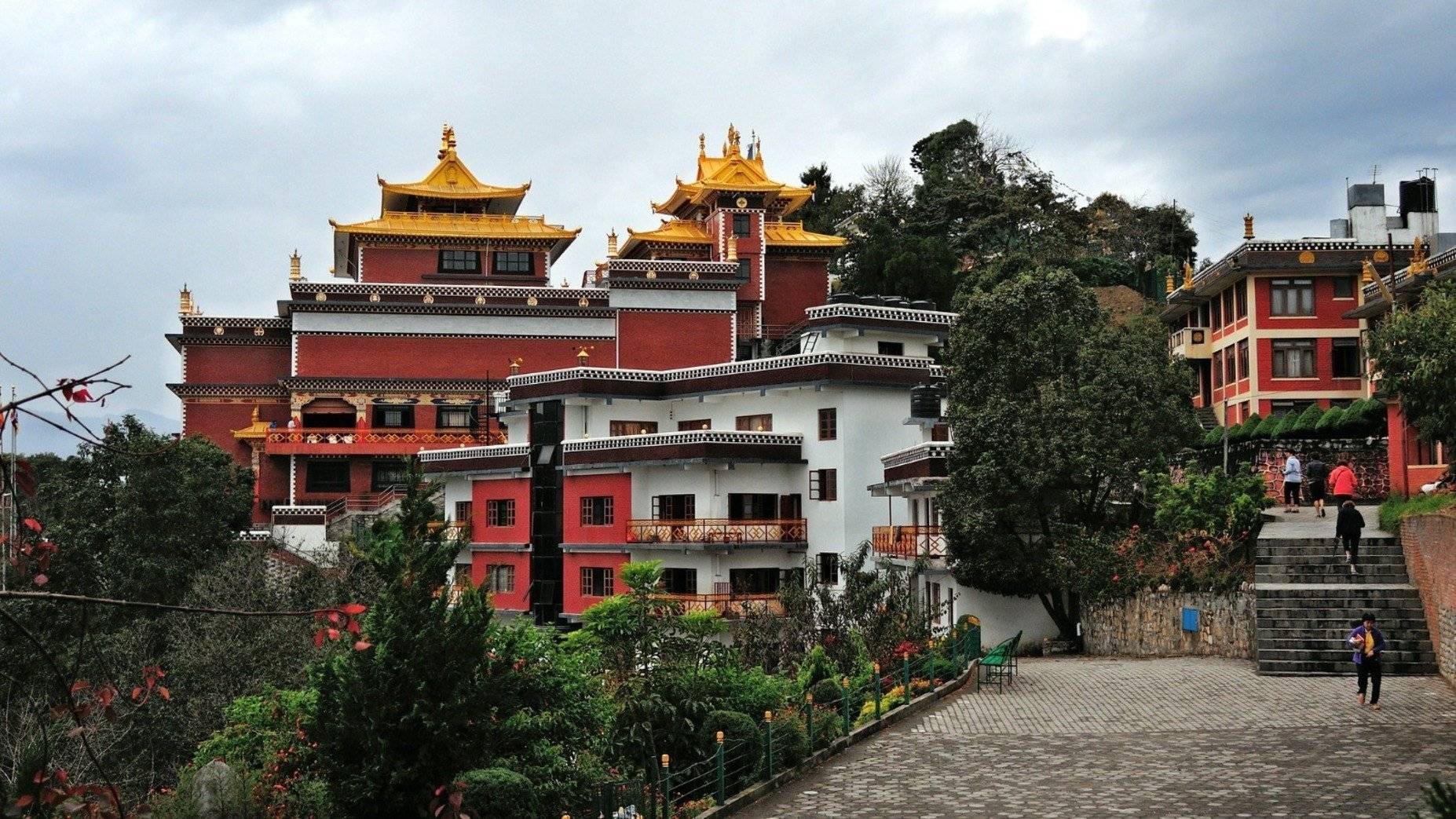 Viaje a Dhulikhel / Caminata a Namo Buddha – Estancia en el monasterio