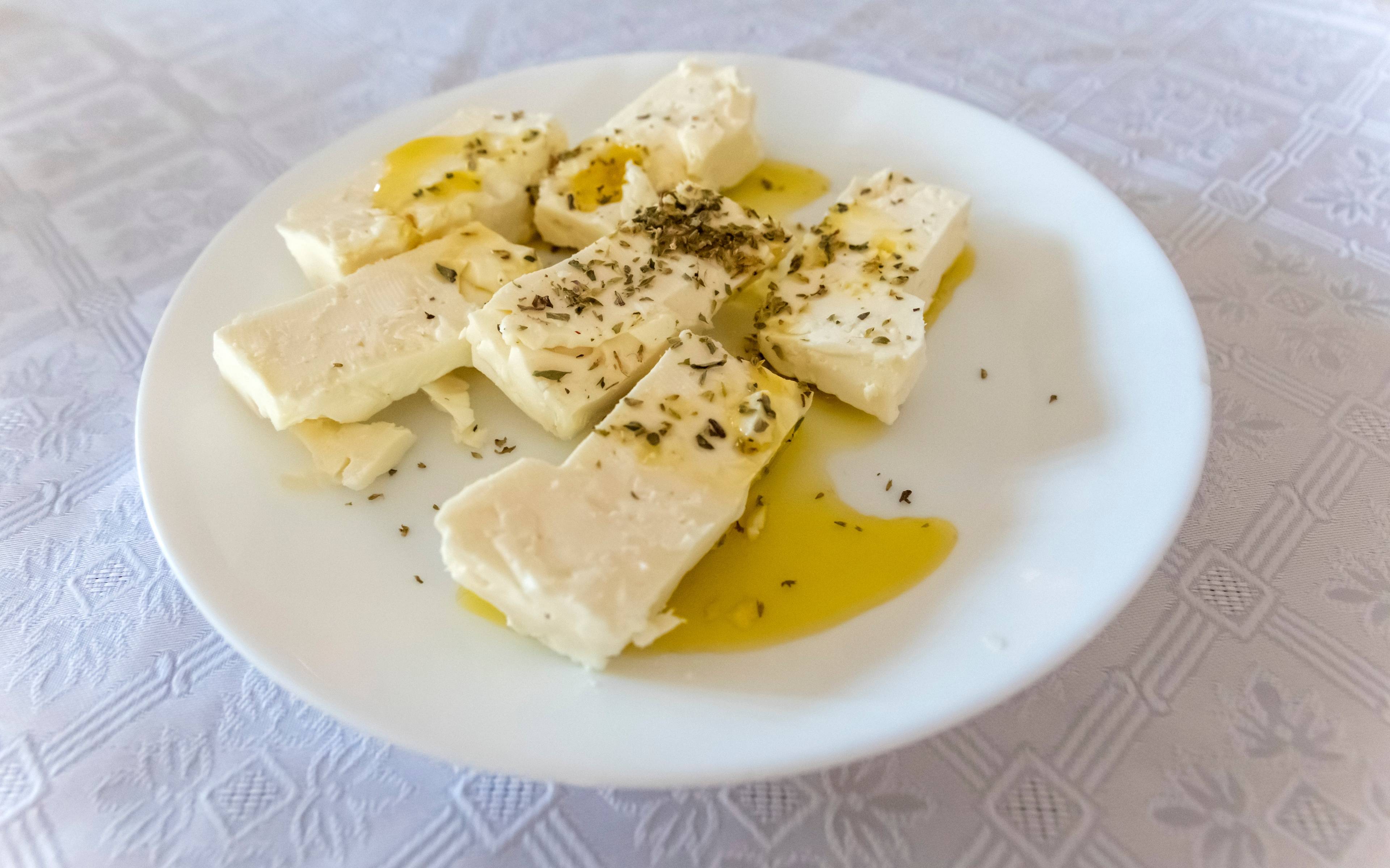 Degustazione di olio d'oliva e altre attività immersi nella natura greca