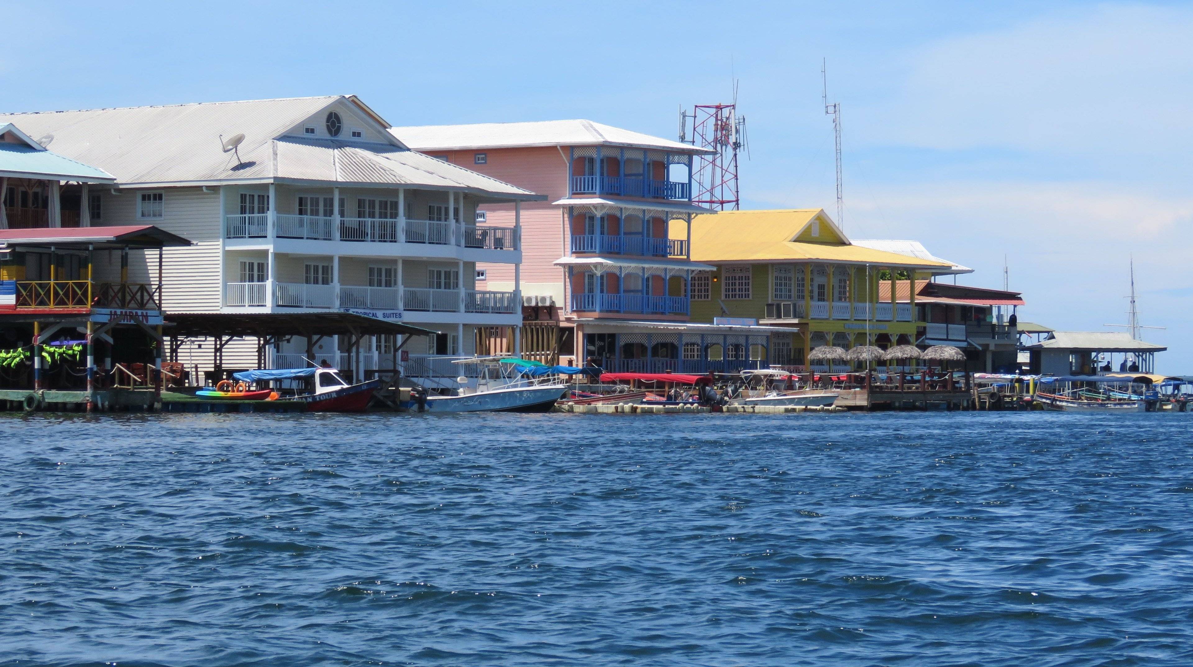 Visite de Bocas Town et retour à Panama City