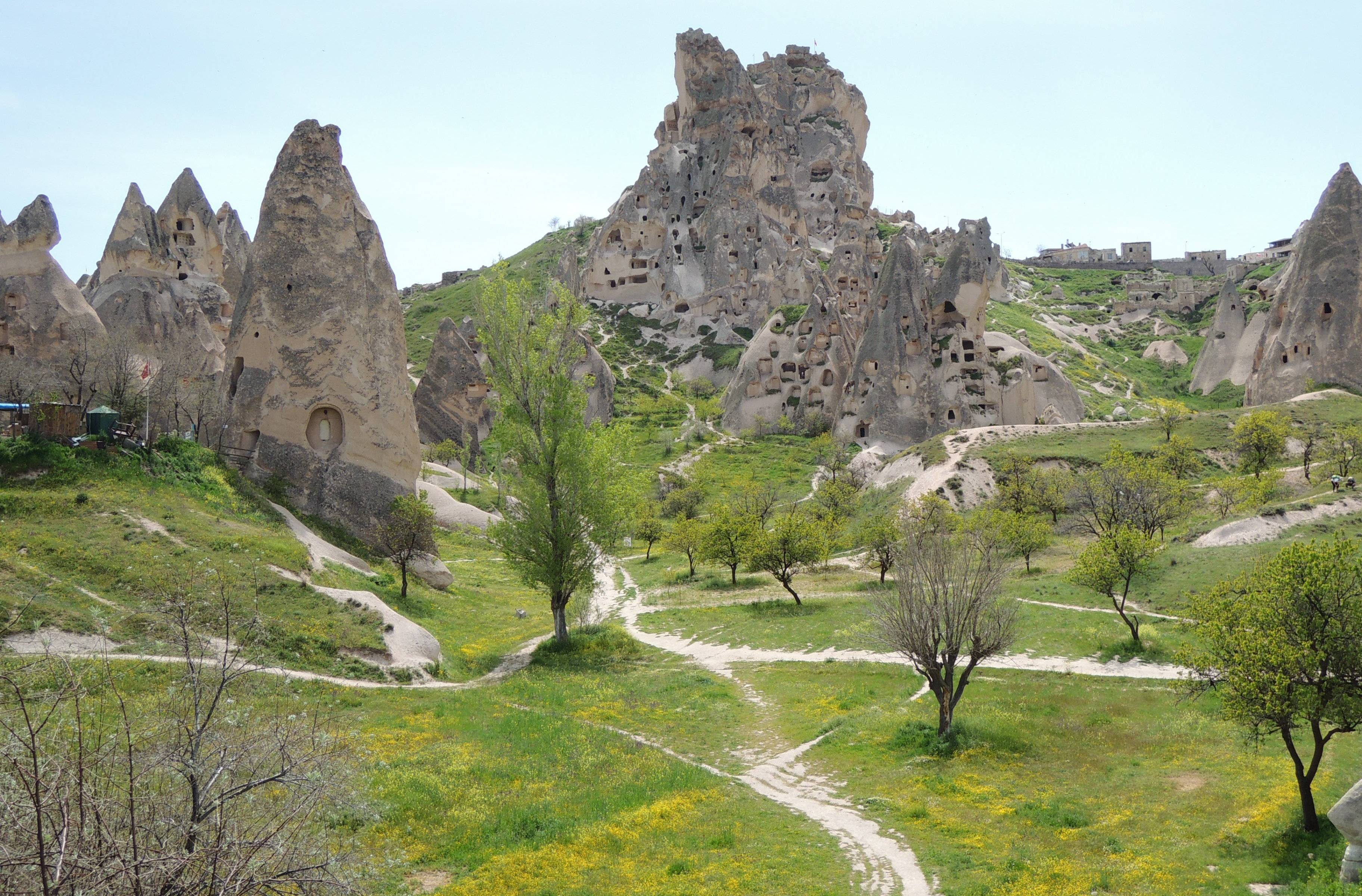 Vallée blanche, forteresse d’Uçhisar, vallée des Pigeonniers et Göreme