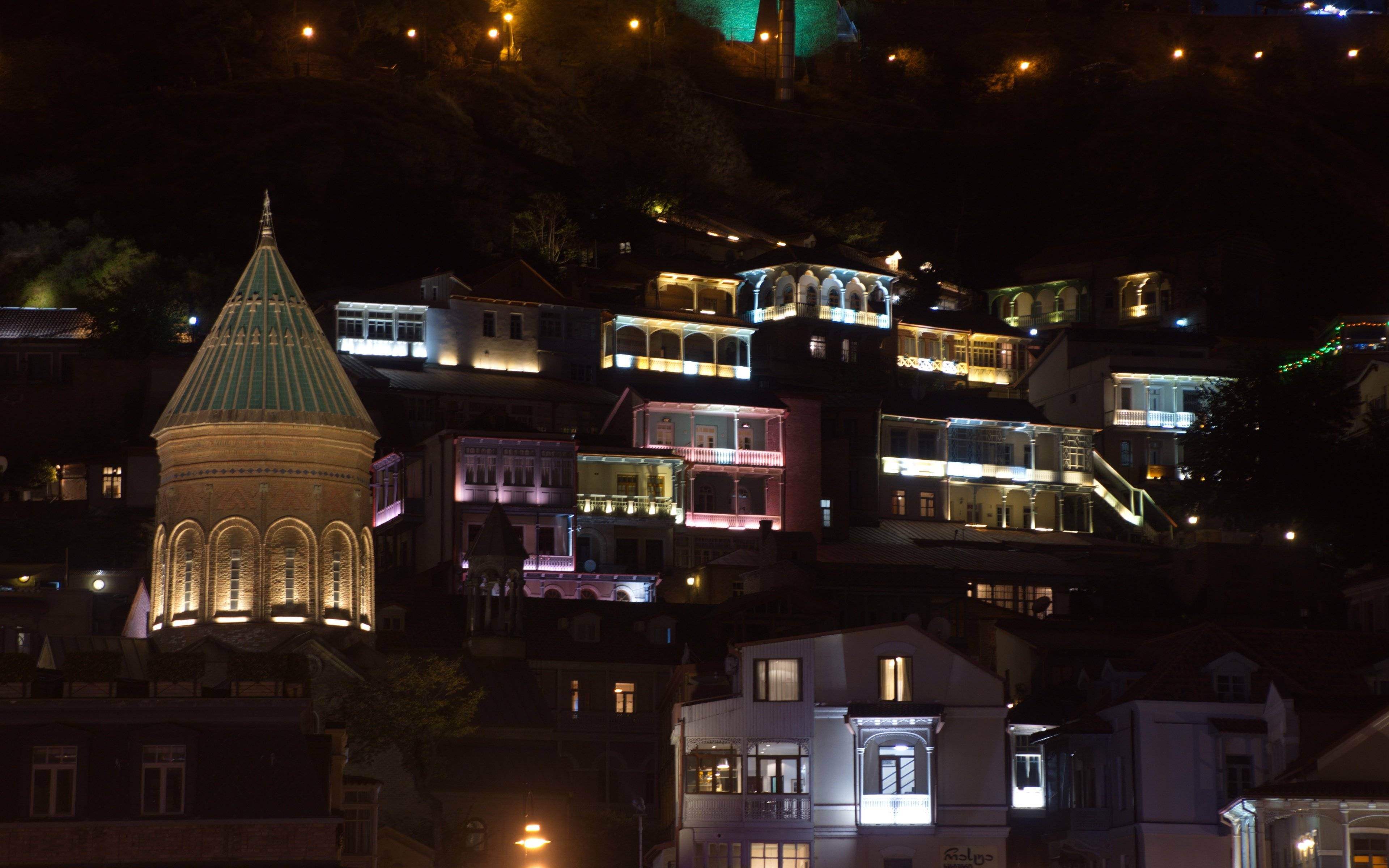 Tbilisi, der warme Ort