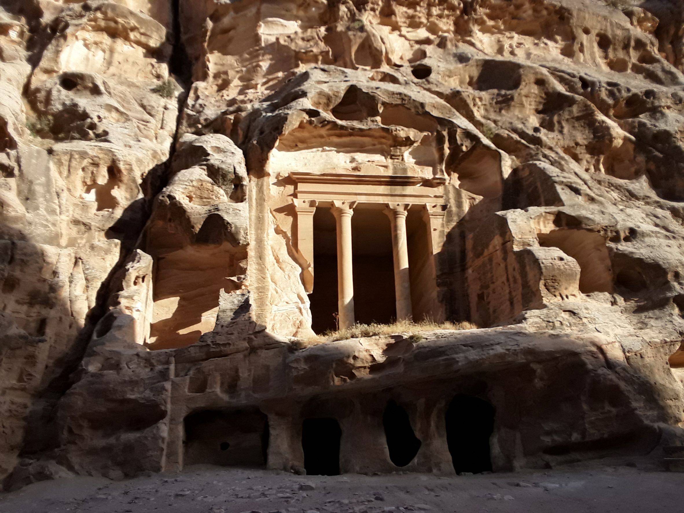 Ein Tag in Feynan und das Kleine Petra
