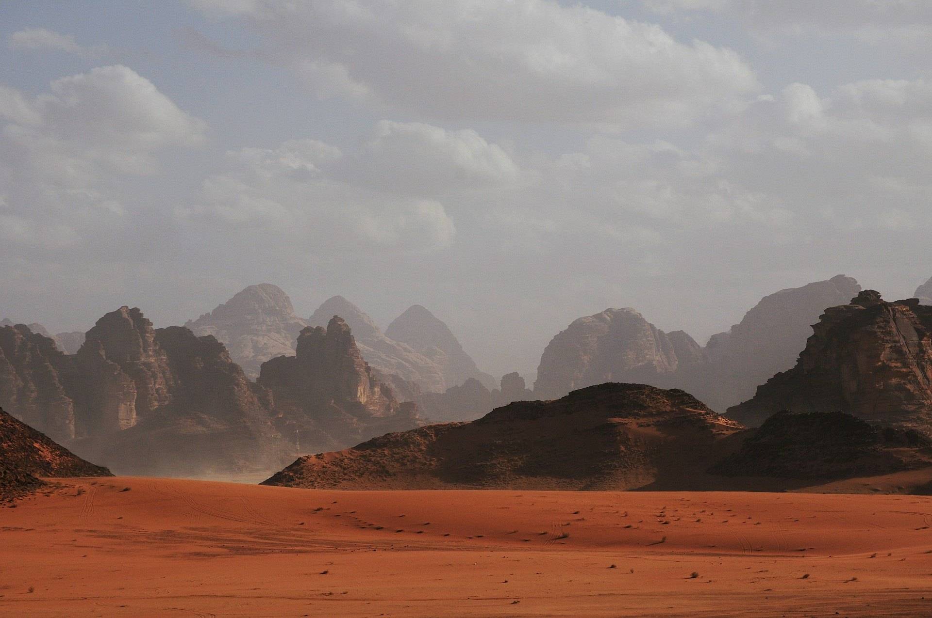 I paesaggi lunari del deserto del Wadi Rum