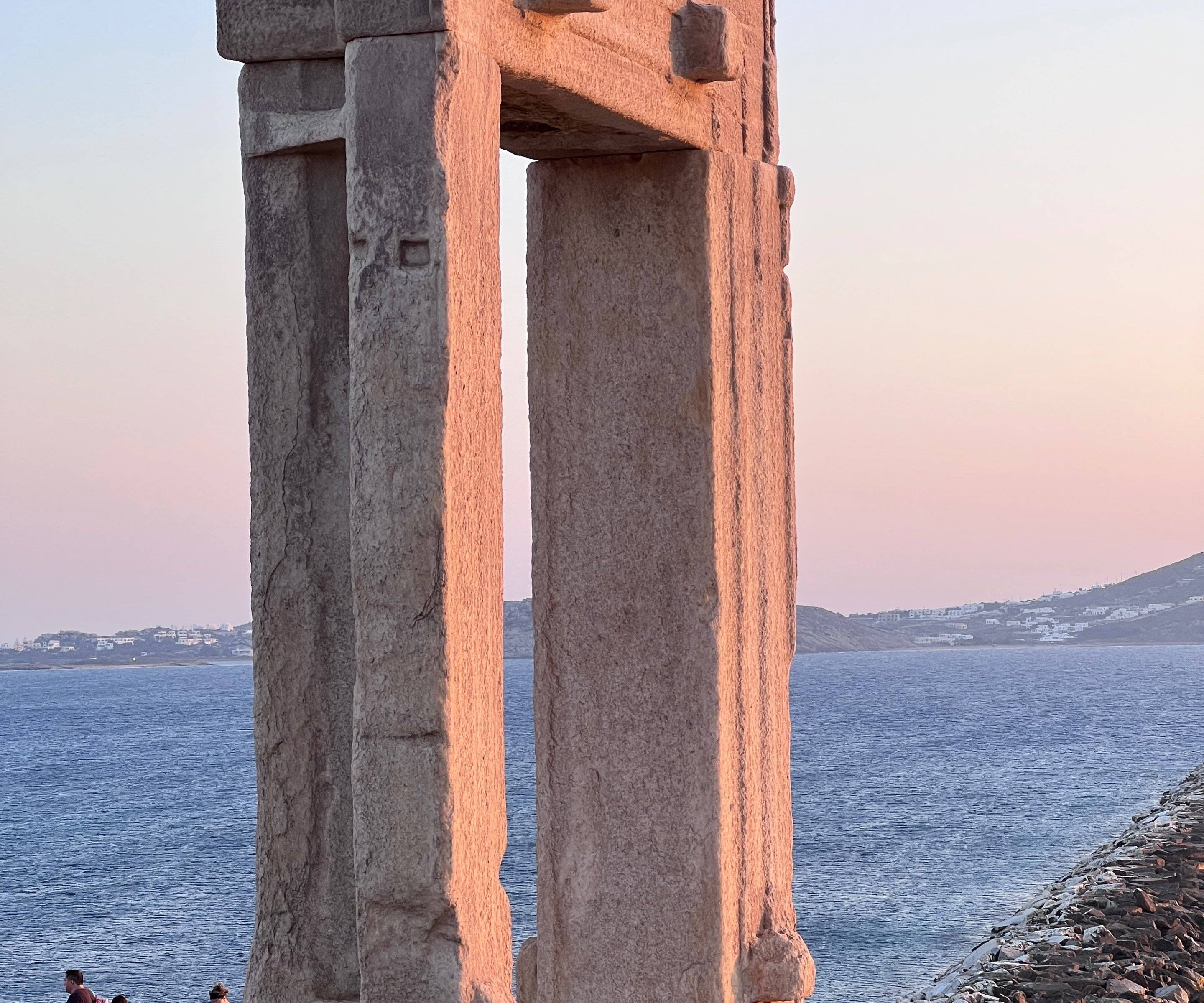 Explora la vida local y los pueblos pequeños de Isla de Naxos