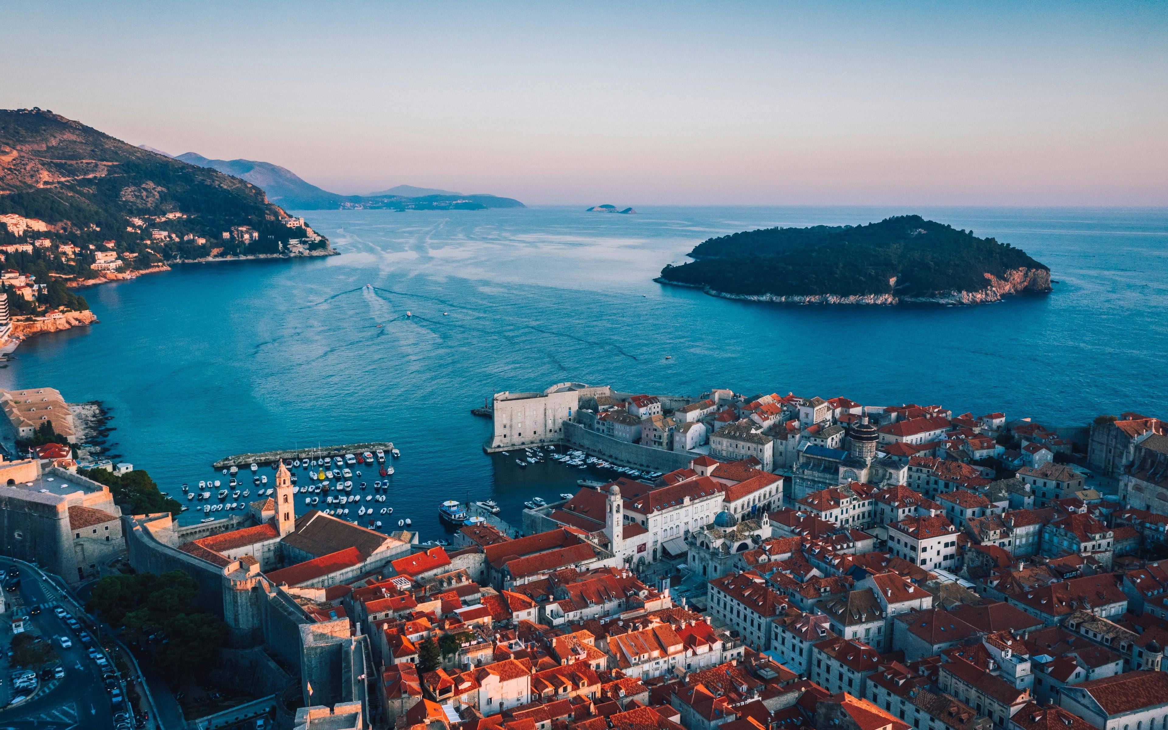 Explorando Dubrovnik, Tras las Huellas de la República de Ragusa hasta el Monte Srđ