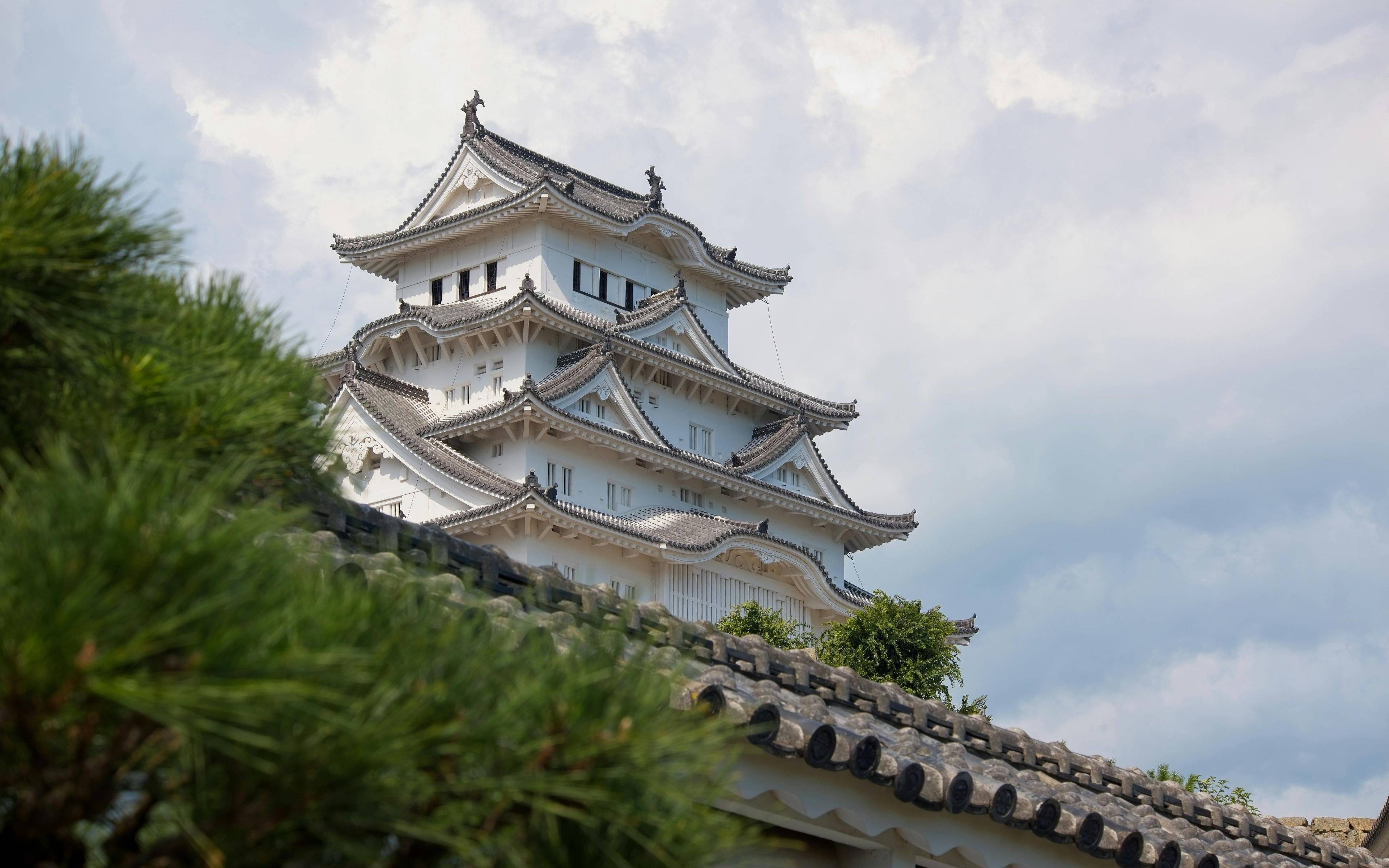 Romance en Himeji, Castillos y Jardines de Ensueño