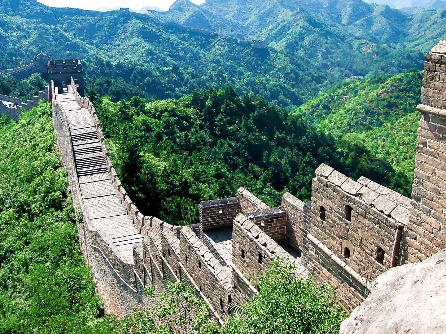 Apreciando la impresionante Gran Muralla y las Tumbas Ming