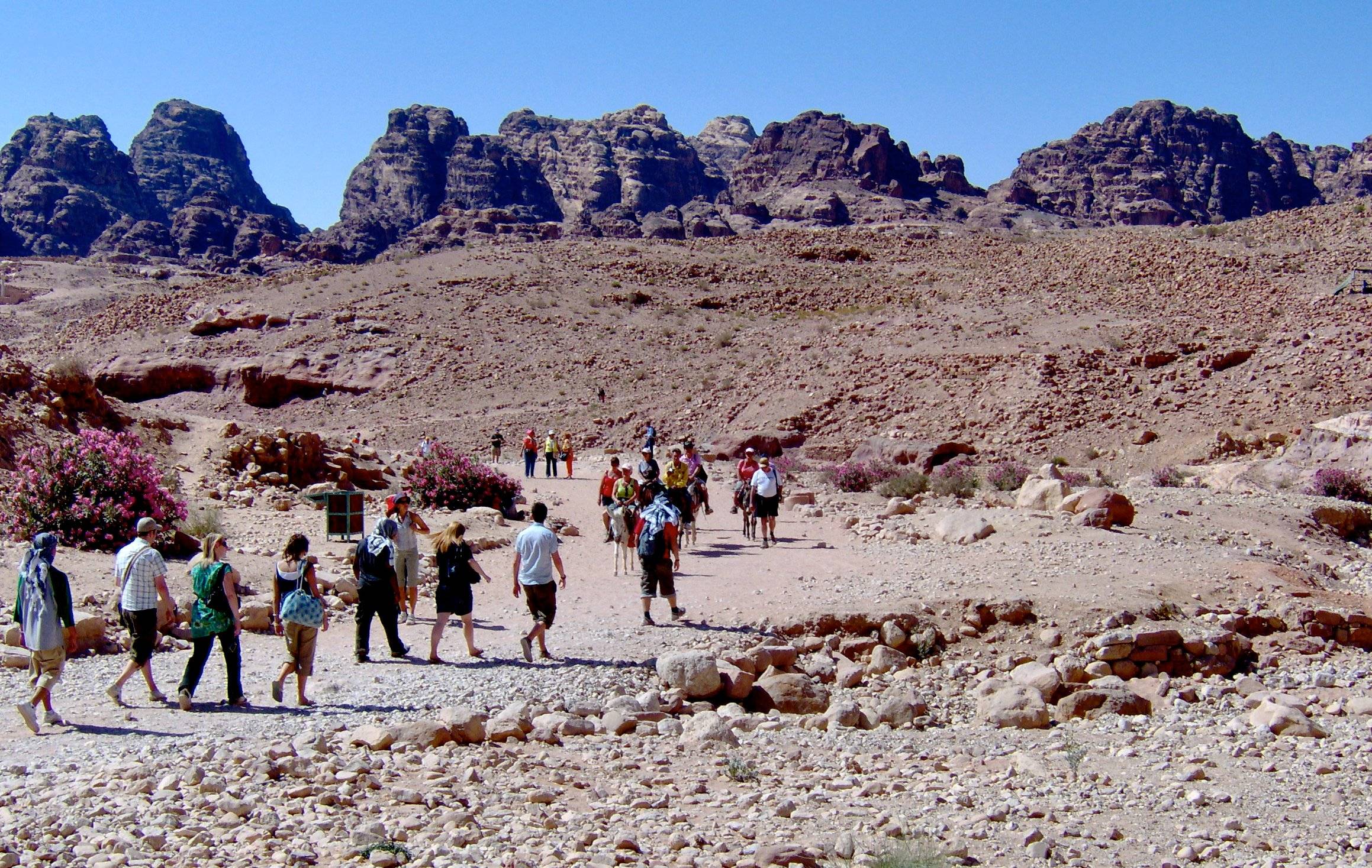 D​euxième journée de randonnée à Pétra, route vers le désert du Wadi Rum