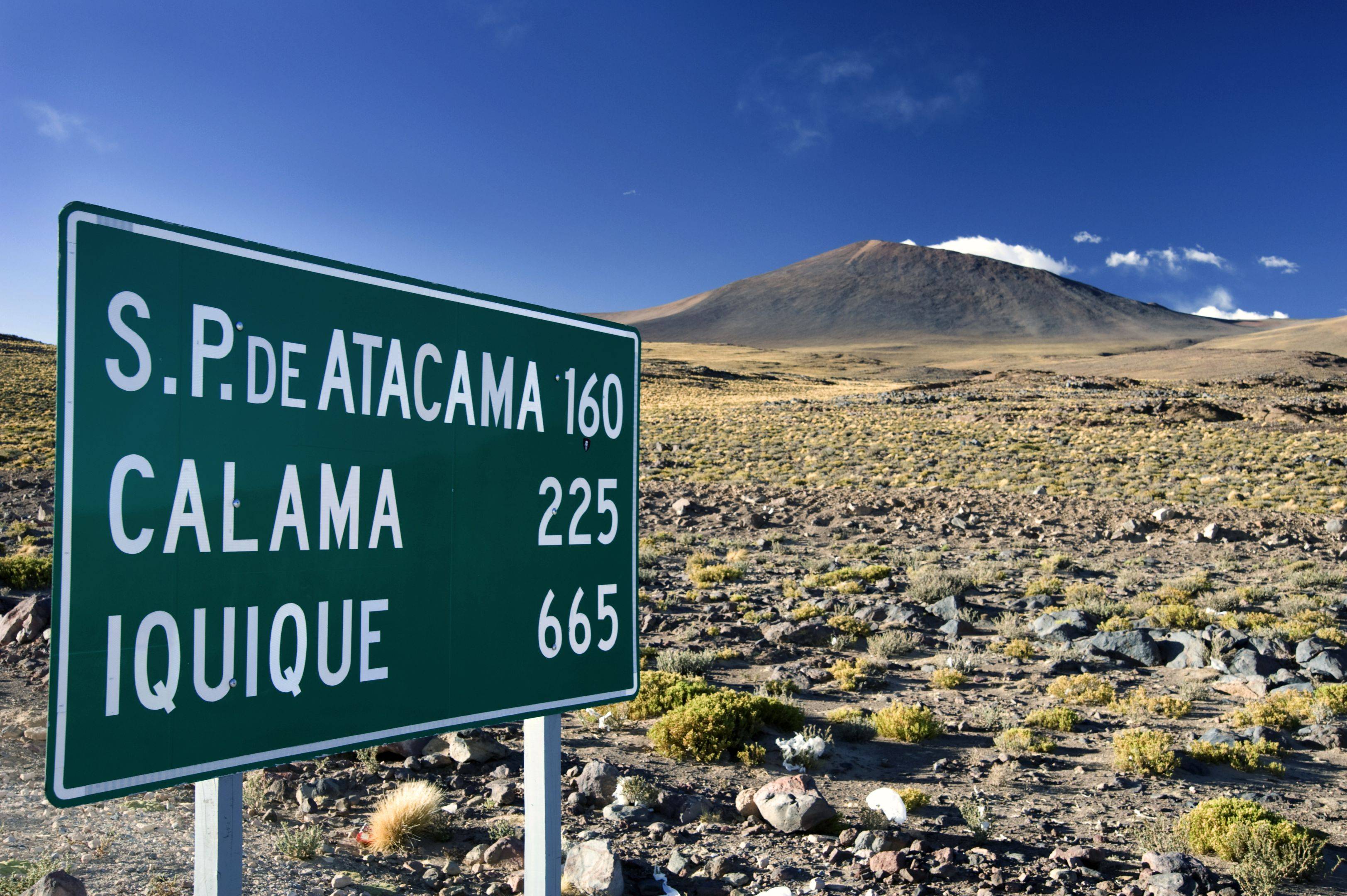 On the road in Patagonia cilena e argentina