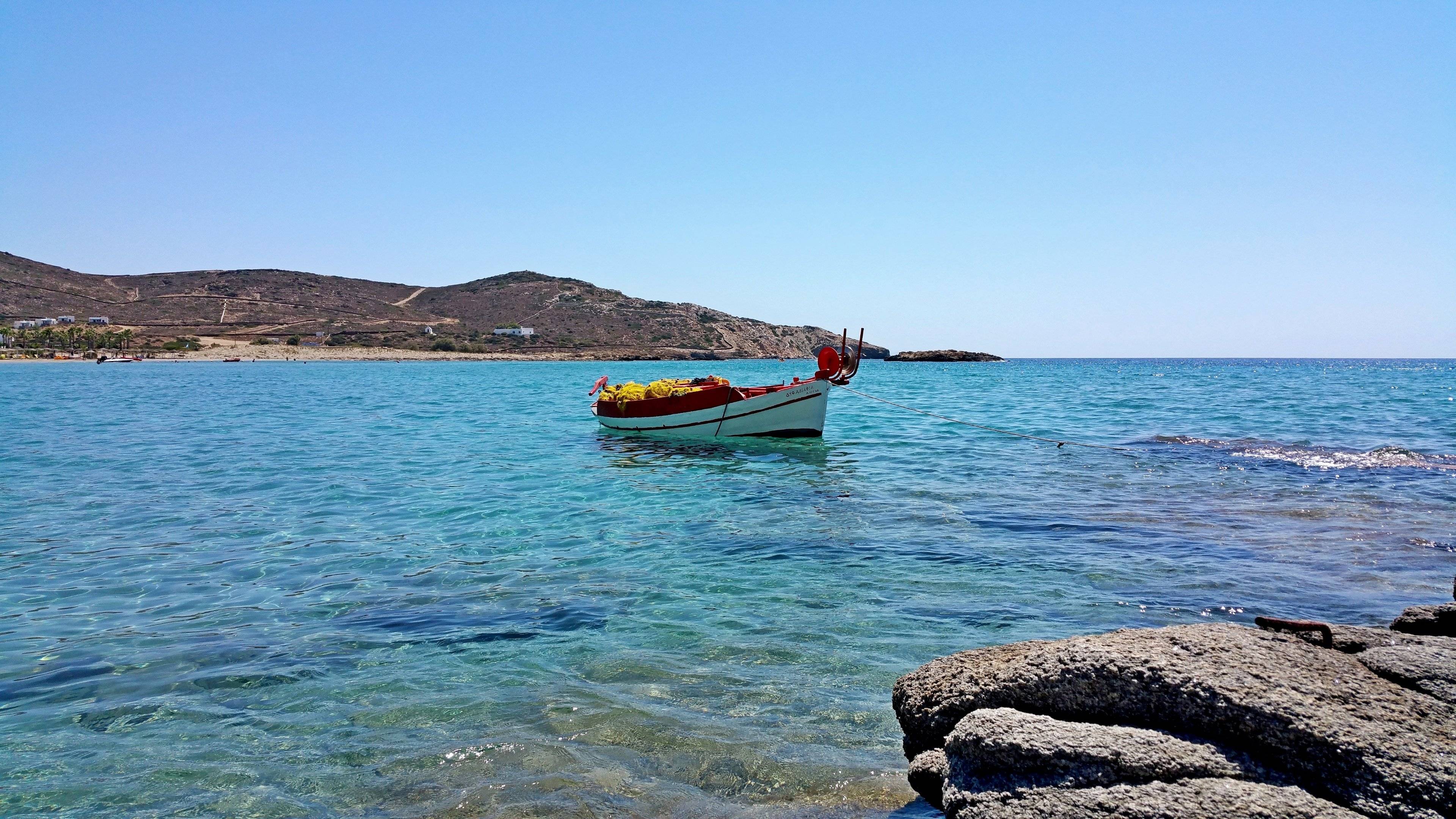 Les plus belles plages des Cyclades en famille.