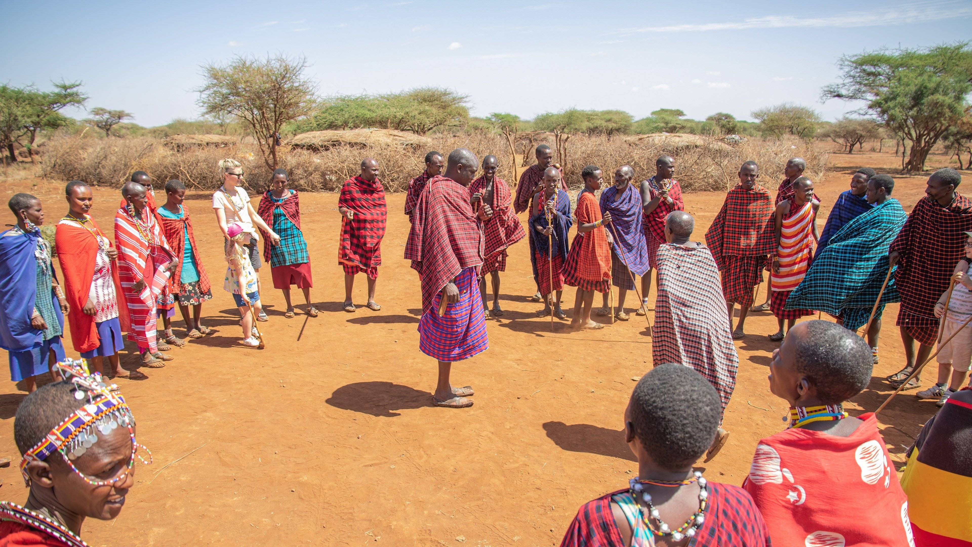 Cultura Maasai, safari per l'avvistamento dei "Big Five" e relax a Zanzibar