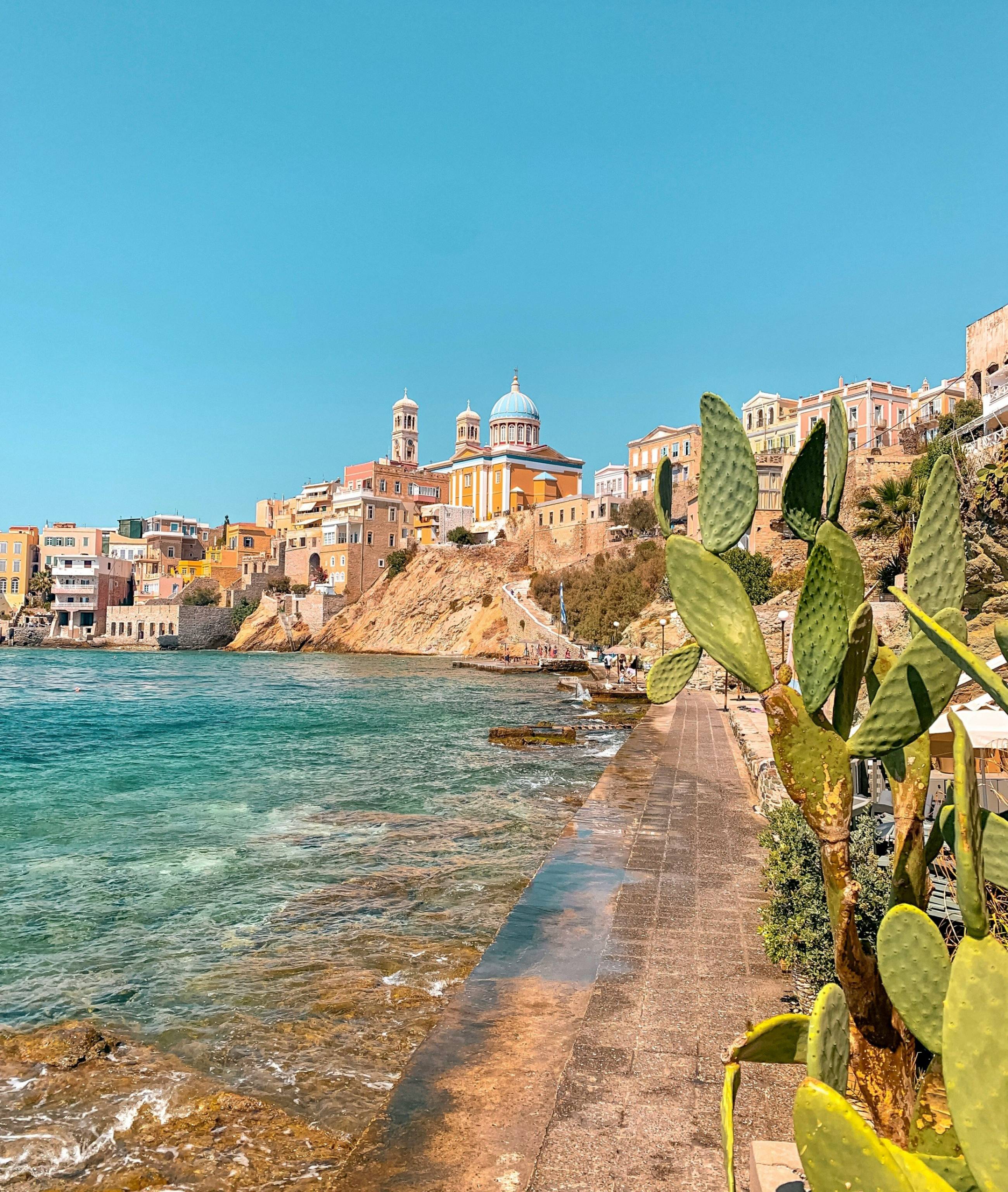 De l'Acropole aux Îles Enchantées : Athènes et les Cyclades