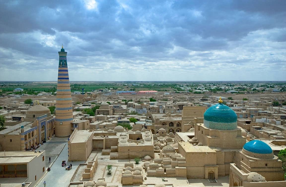 Khiva-ville magique de la Route de la Soie