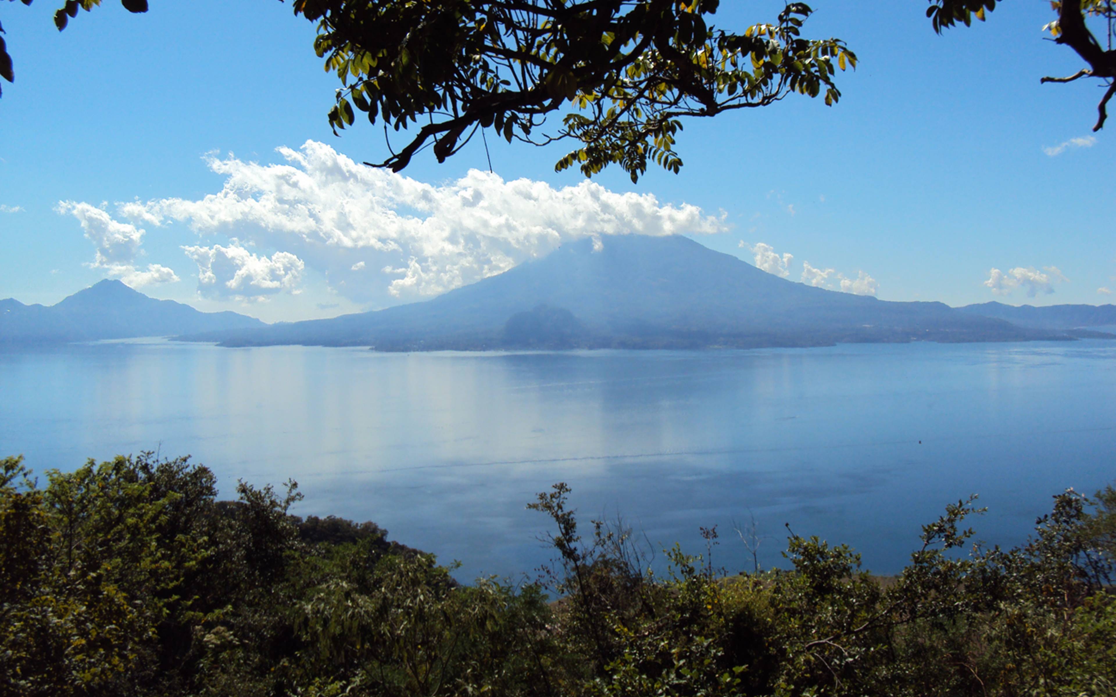 Alla scoperta del lago Atitlan in barca