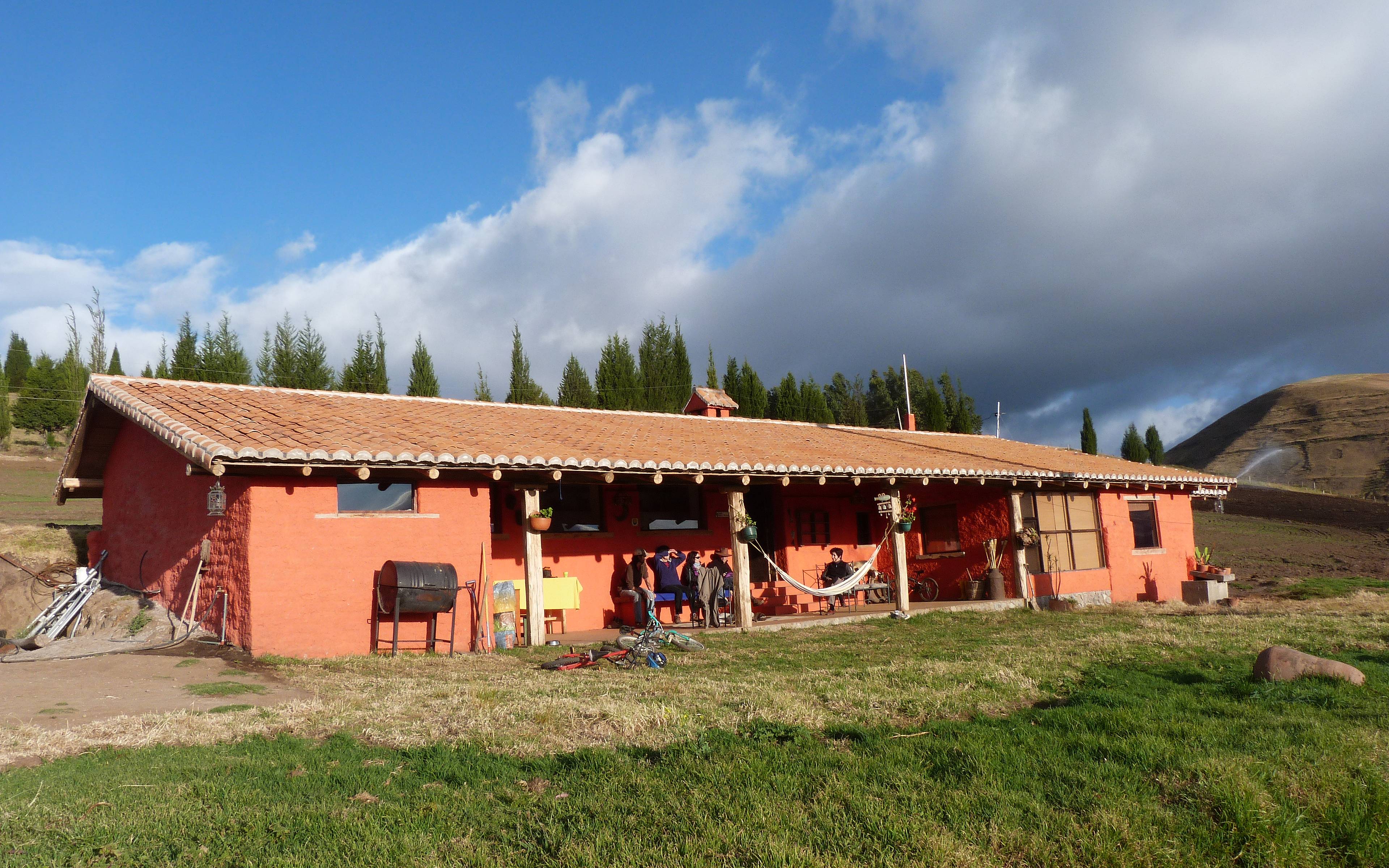 Direction volcan Cayambe et arrêt à ​Otavalo