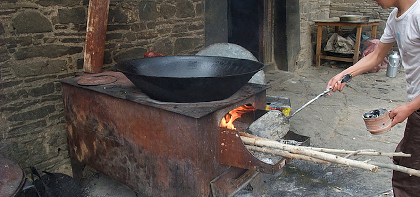 Cuisine au wok traditionnel @flickr-cc-So_P