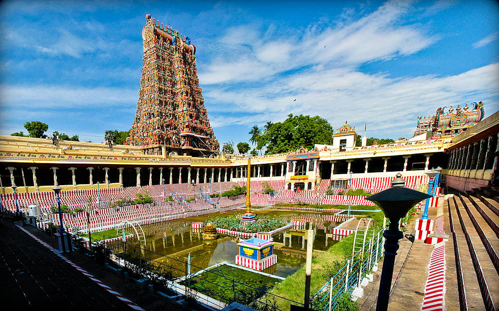 Mit der Rikscha durch Madurai und Besuch des Meenakshi Tempels