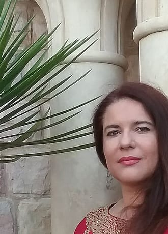 Beatriz - Especialista de viajes a medida y lunas de miel por Túnez