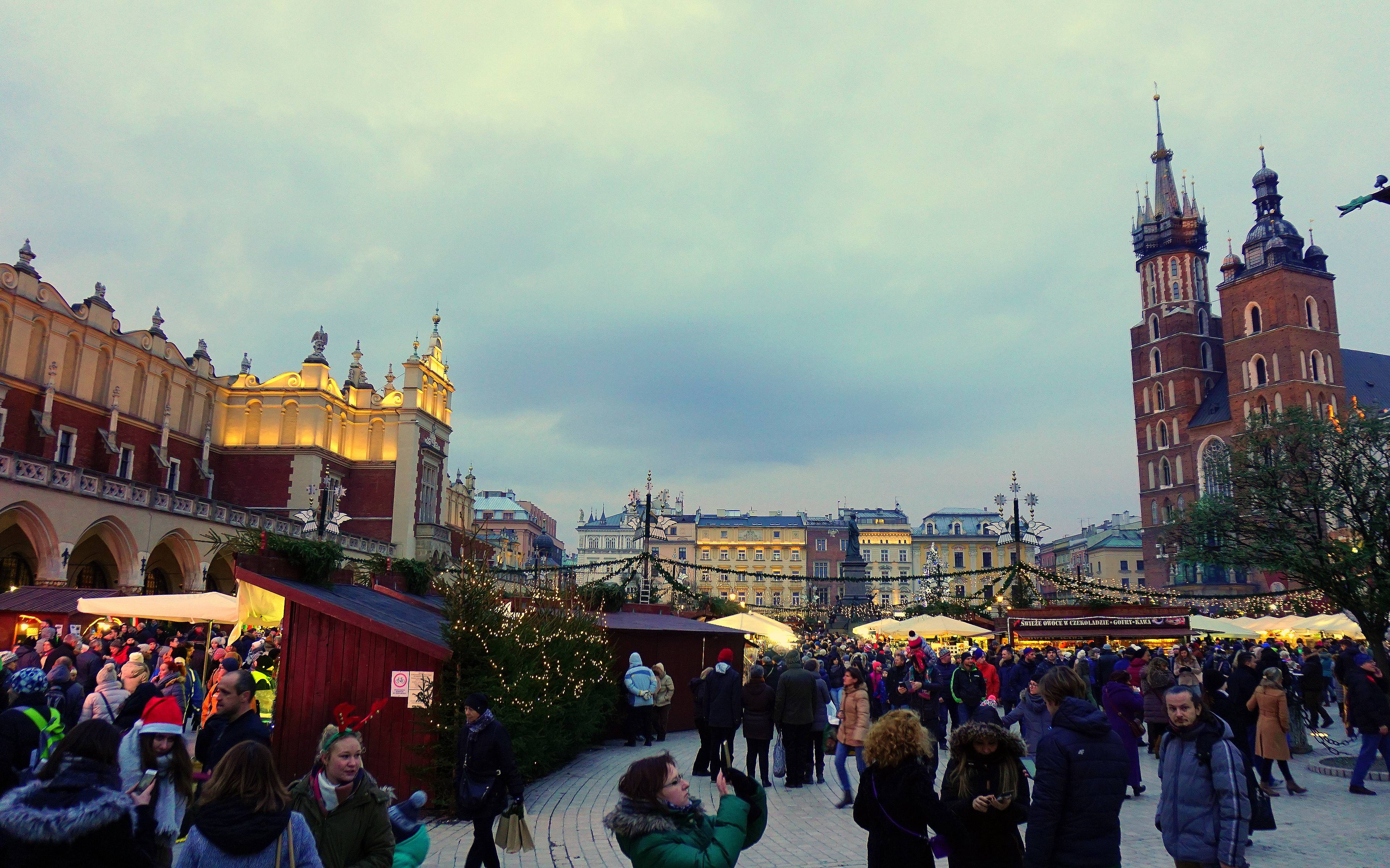 Secretos de Cracovia y tradiciones navideñas polacas