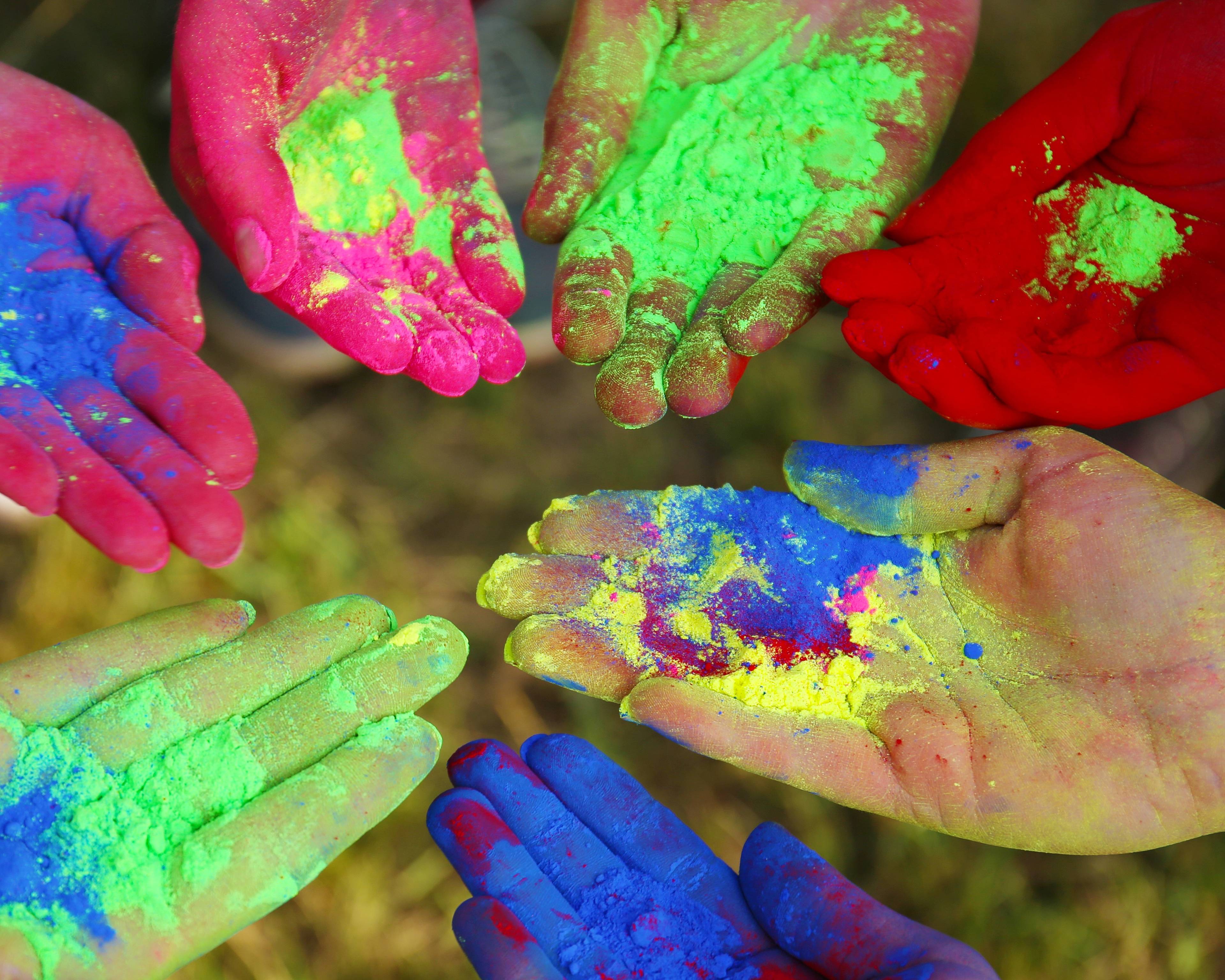 Kulturelle Highlights und farbenfrohes Holi Fest