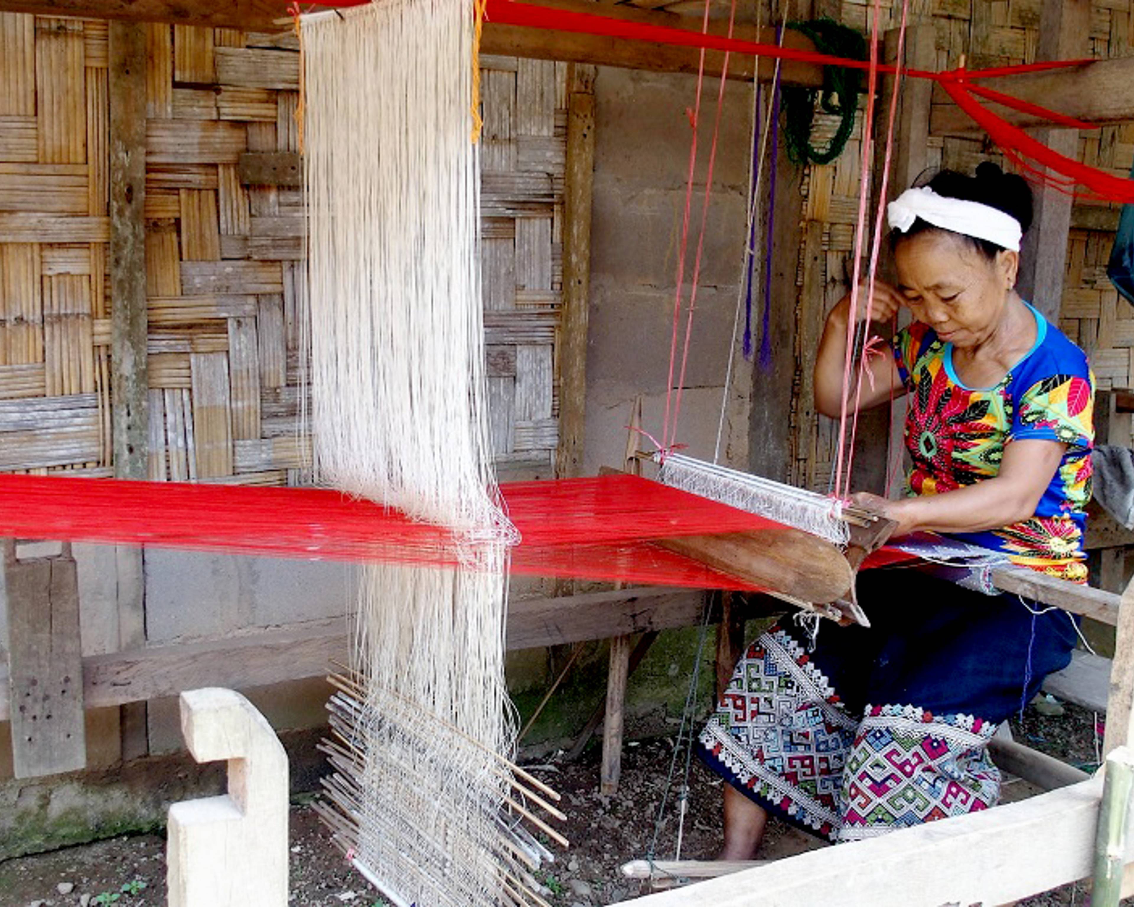 De Luang Prabang aux 4 000 îles, artisans et marchés locaux
