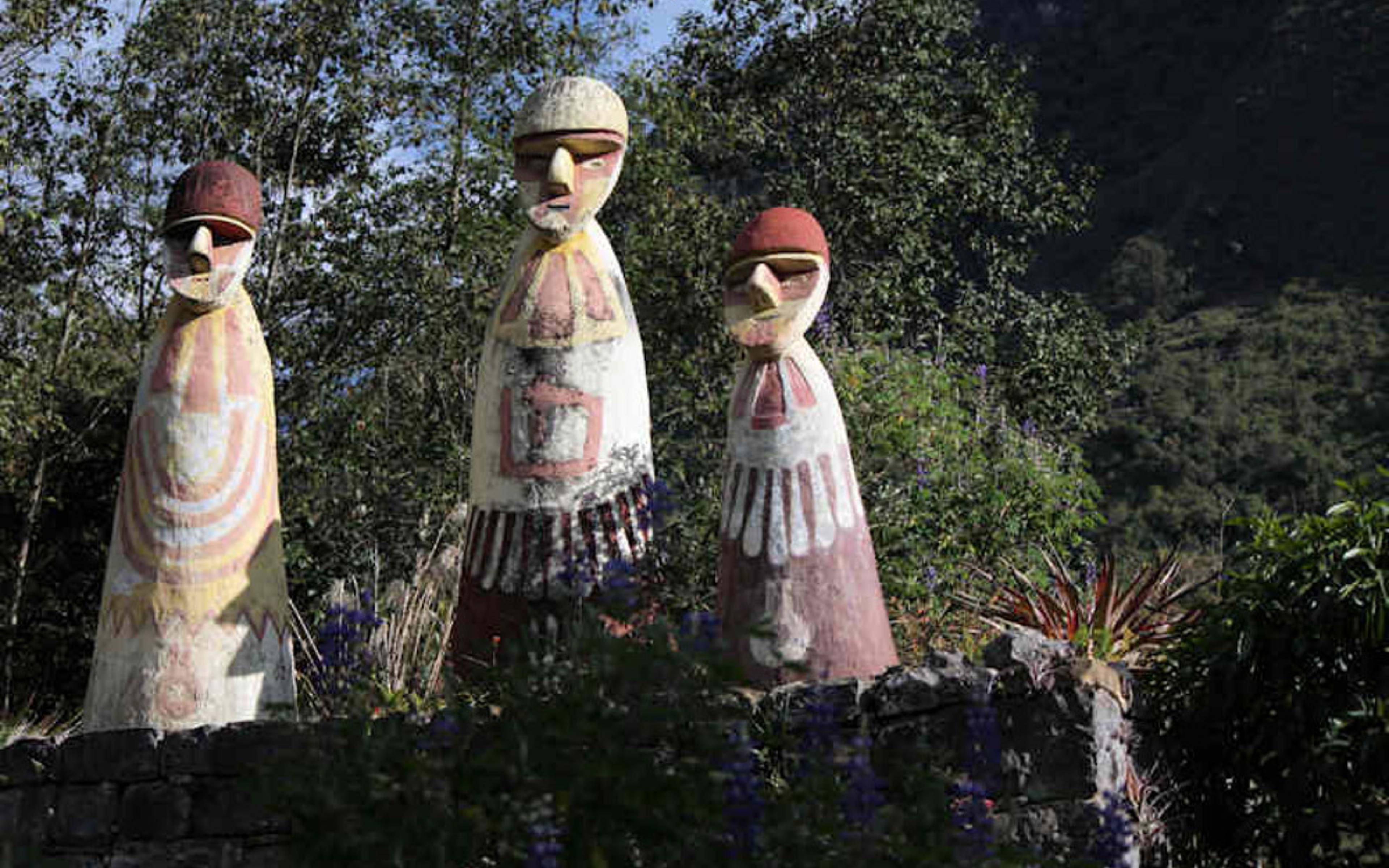 Les statues de Leymebamba